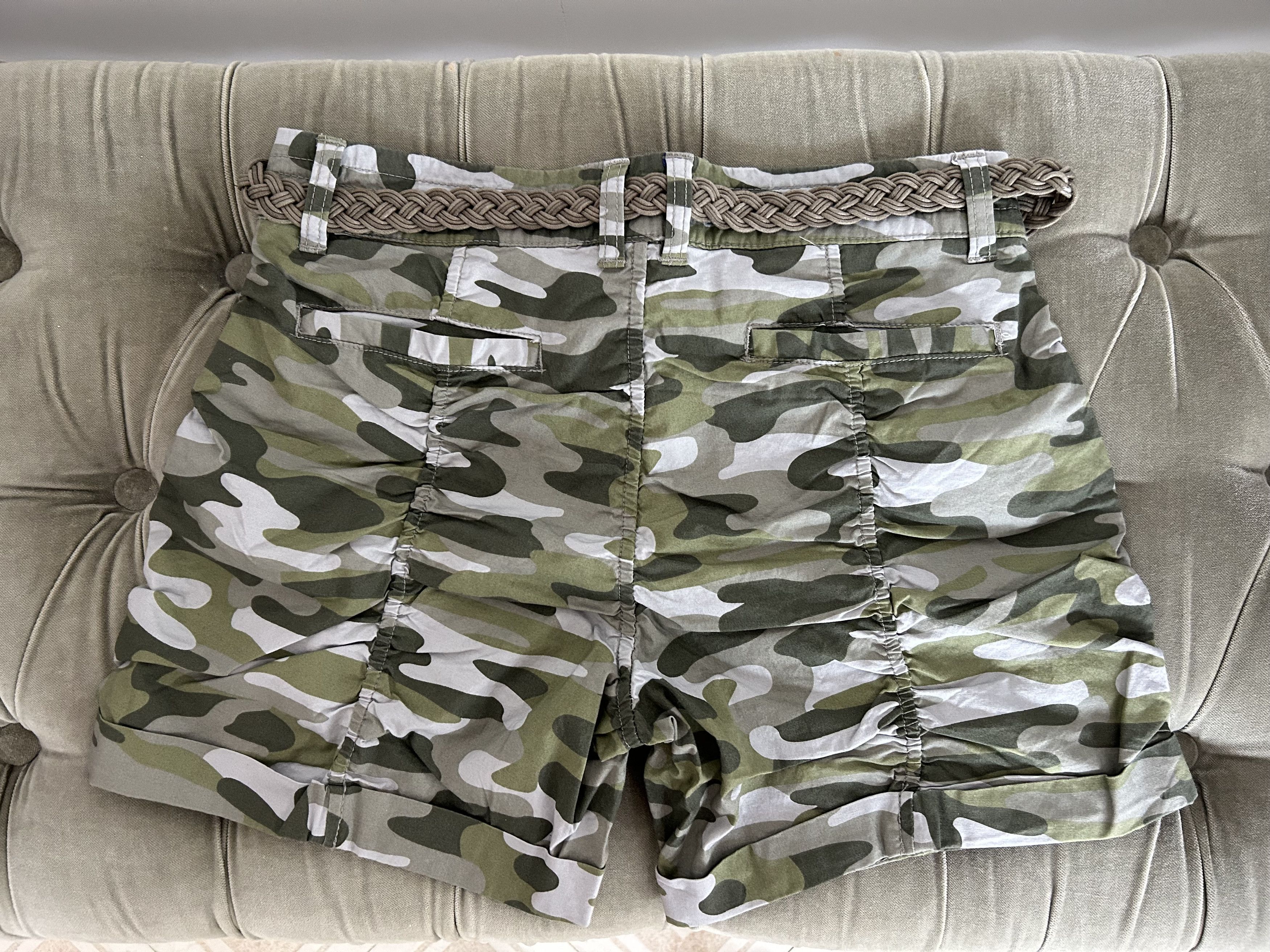 Other Bongo Size 5 shorts Women’s Junior’s Camo Ruched Braid Belt Size 30" / US 8 / IT 44 - 2 Thumbnail