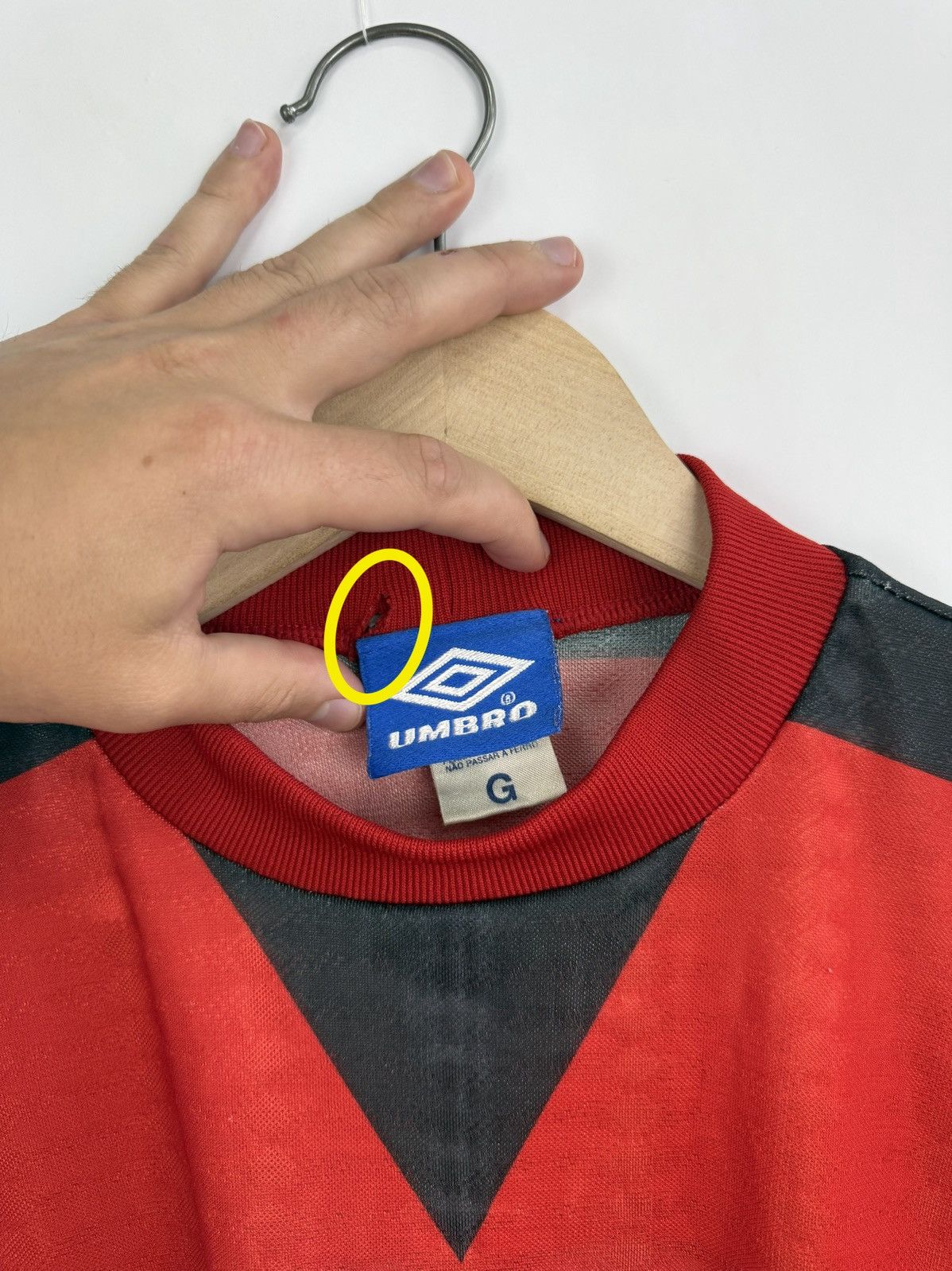 Umbro 🇧🇷 Vintage 90s Umbro C.R. Flamengo Football Training Jersey Size US L / EU 52-54 / 3 - 11 Thumbnail