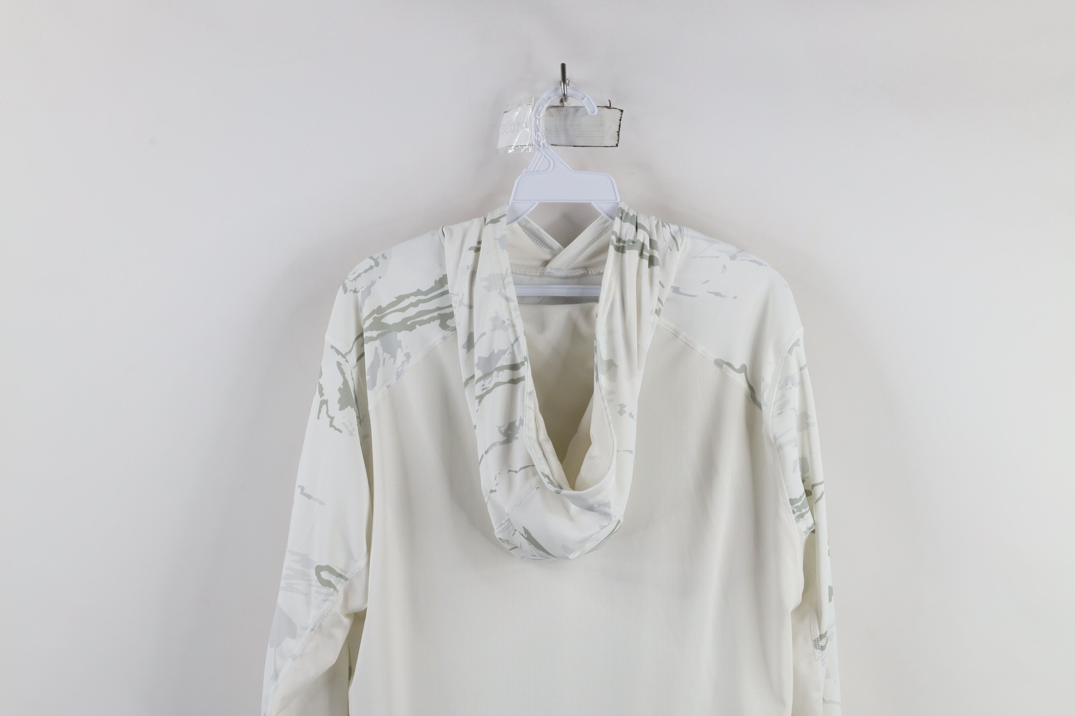 Under Armour × Vintage Under Armour Fishing Out Camouflage Hoodie T-Shirt White Size US L / EU 52-54 / 3 - 12 Thumbnail