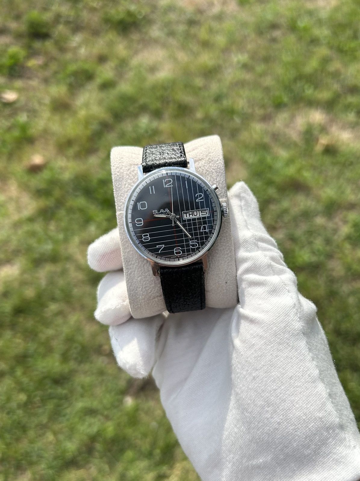 Vintage Vintage Watch Slava USSR Soviet Mechanical 1980s Size ONE SIZE - 1 Thumbnail