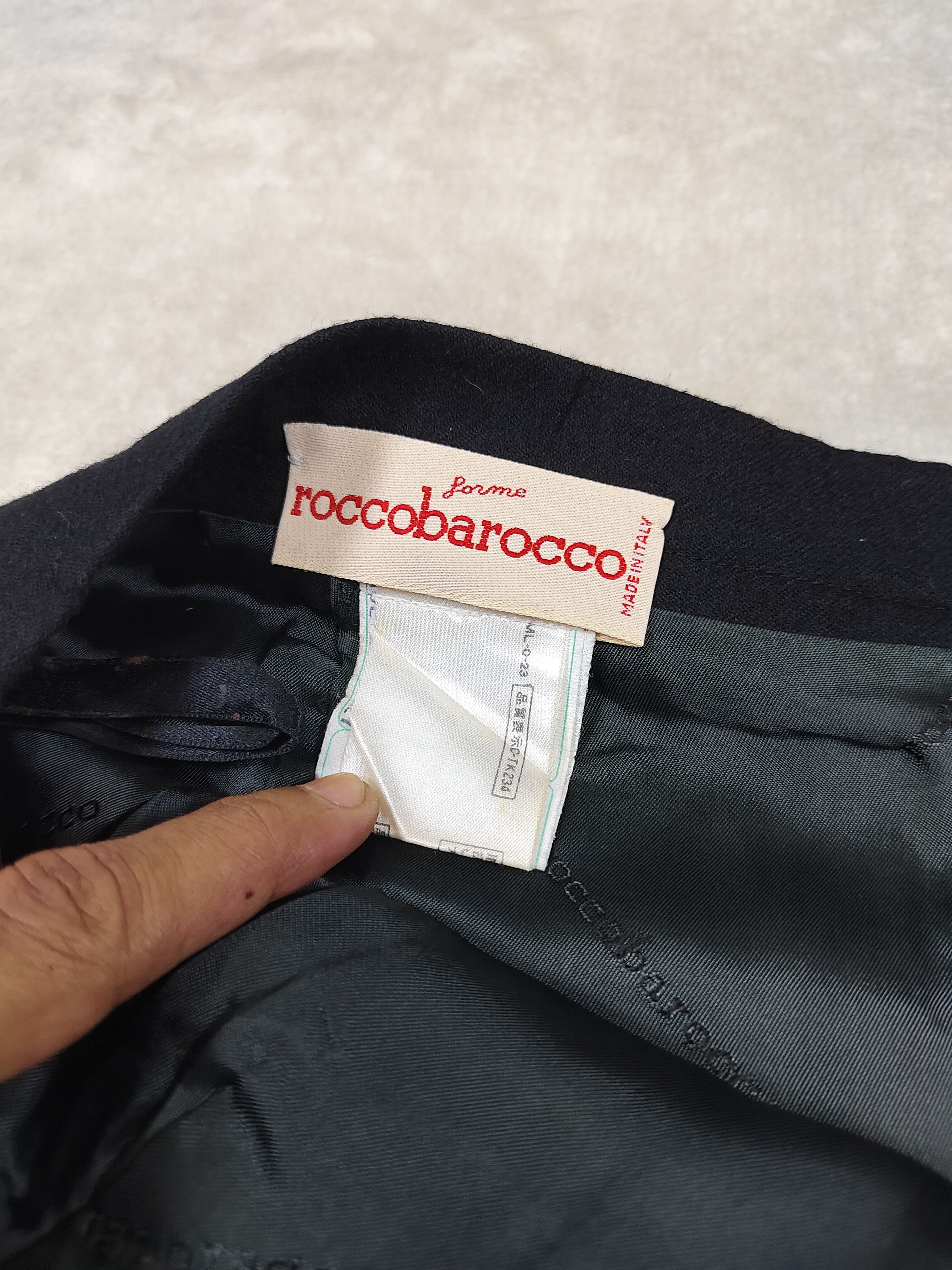 Vintage 90s Roccobarocco🇮🇹 Tailored Draped Silhouette Wool Skirt Size 31" - 6 Thumbnail