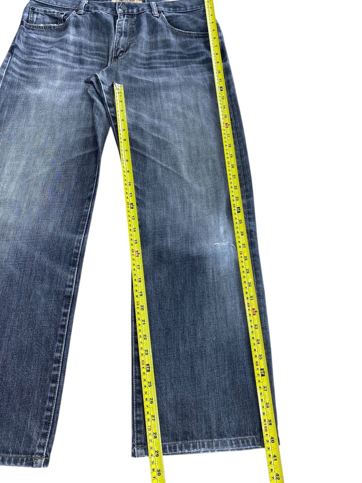 Uniqlo Uniqlo Whiskered Light Wash Fit Straight Leg Jeans Size US 34 / EU 50 - 8 Thumbnail