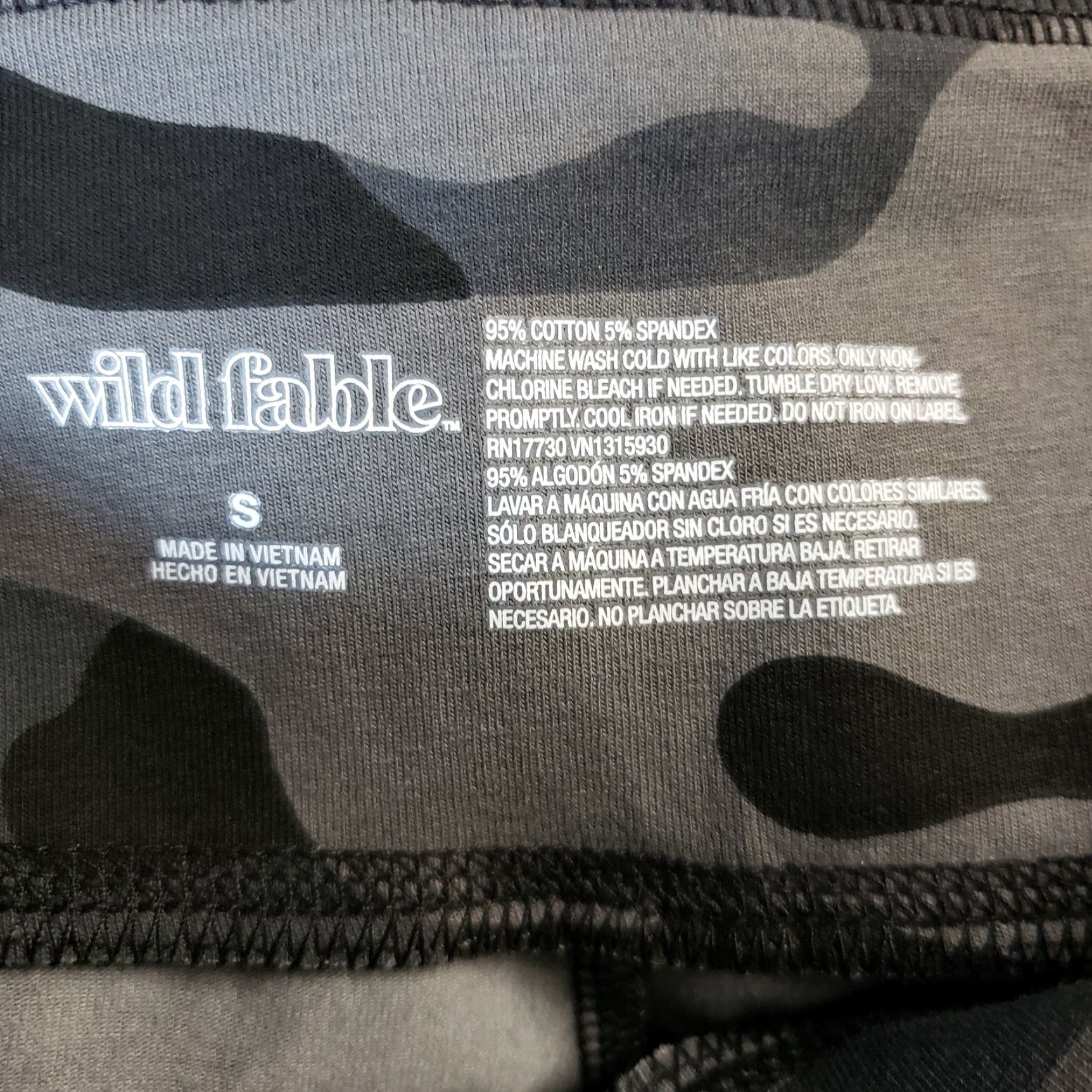 Vintage Wild Fable Leggings Women S Black Camouflage Cotton Blend Size 28" / US 6 / IT 42 - 6 Thumbnail
