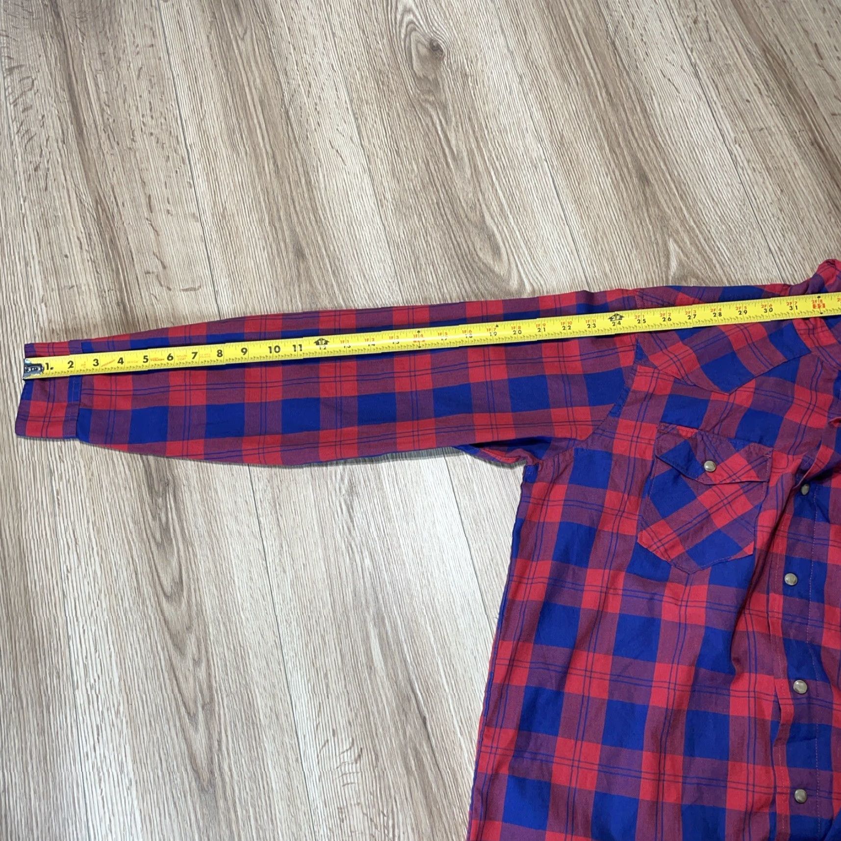 Wrangler VINTAGE Wrangler Red Plaid Button-Up Shirt Mens Medium Long Sleeve Pearl Snap Size US M / EU 48-50 / 2 - 7 Thumbnail