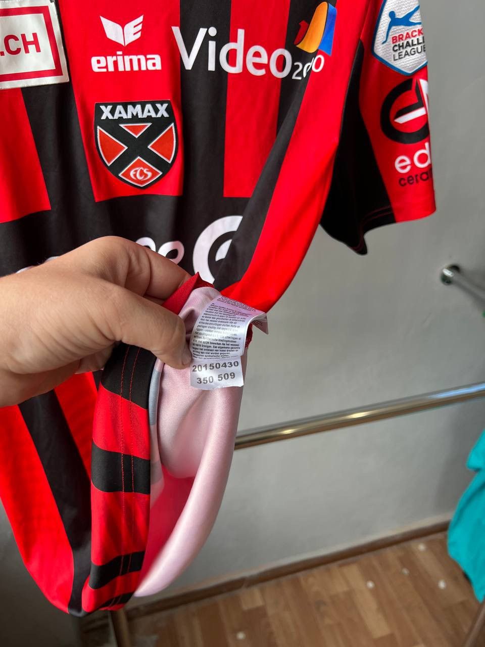 Erima 2016/17 NEUCHATEL XAMAX HOME SOCCER JERSEY FOOTBALL SHIRT L Size US L / EU 52-54 / 3 - 10 Thumbnail