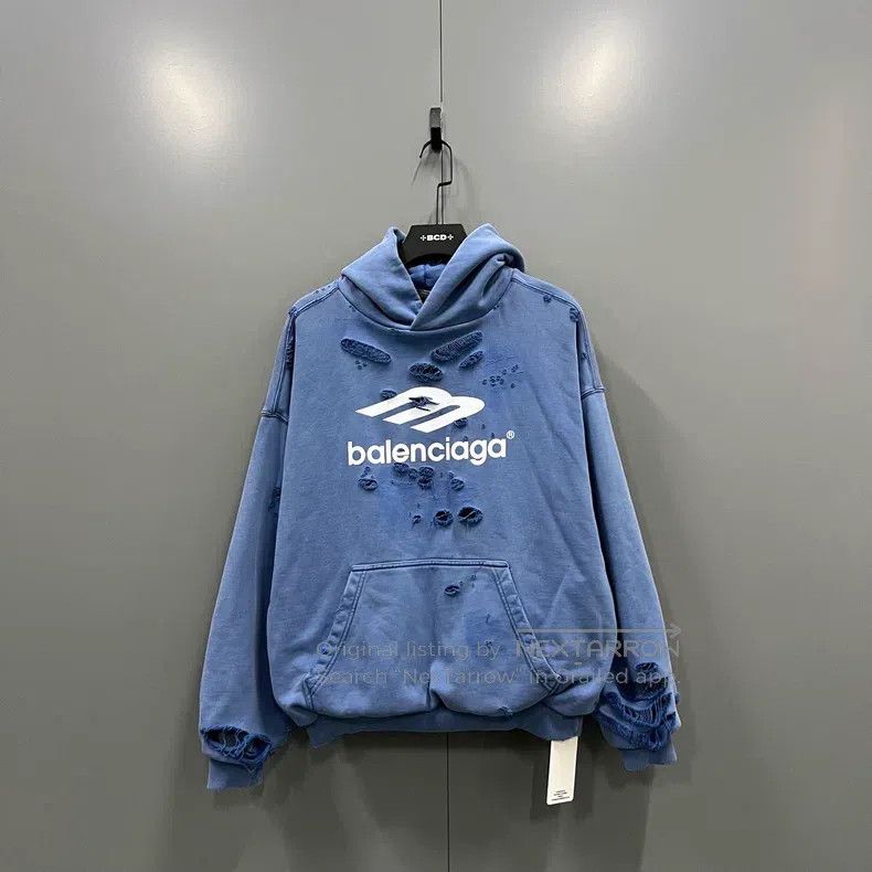 Other Balenciaga Distressed Printed Logo Hoodie Size US L / EU 52-54 / 3 - 1 Thumbnail