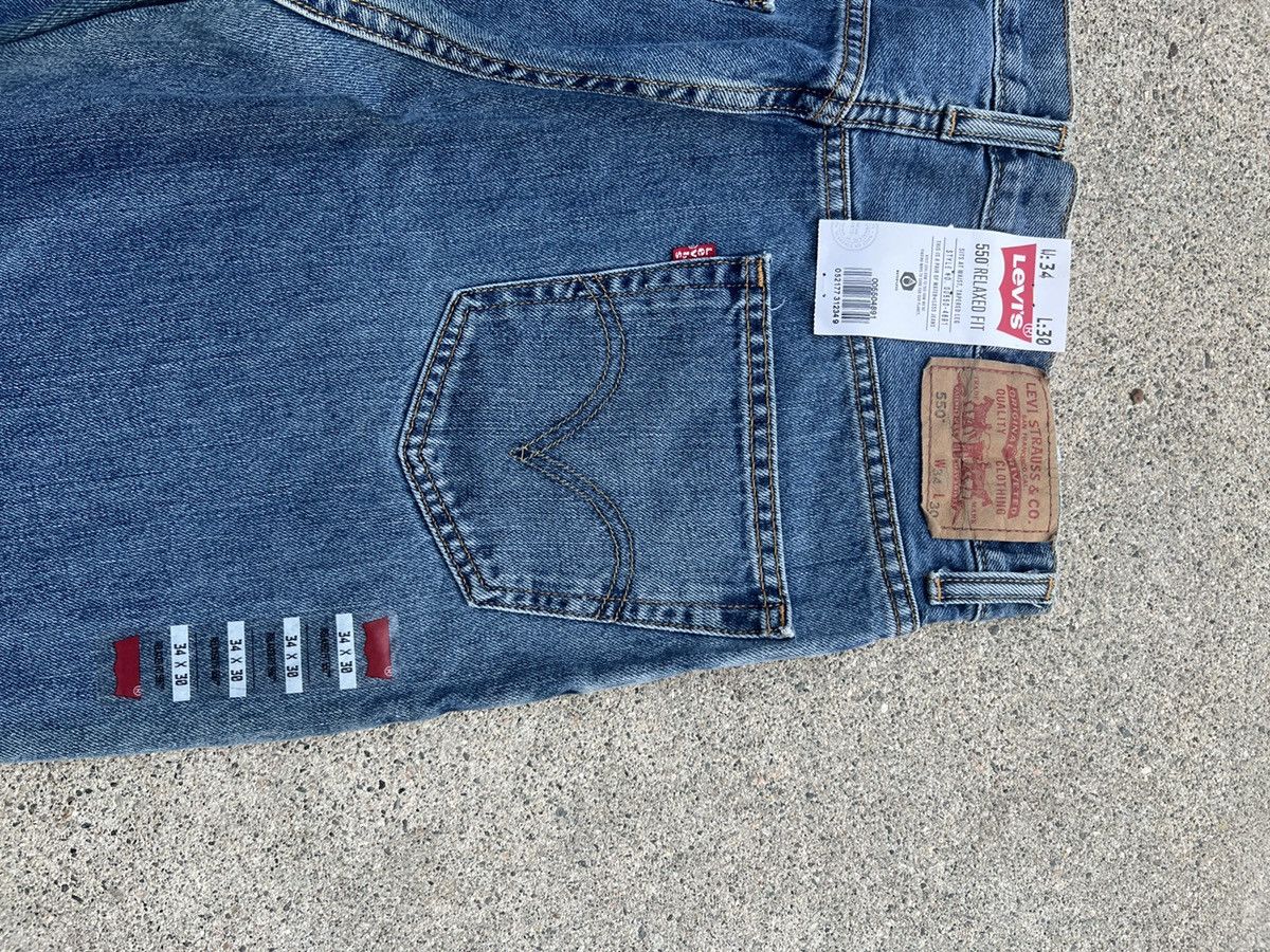 Levi's BN 2010s Levi’s 550 Relax Fit Medium Indigo Jeans Size 34x30 Size US 34 / EU 50 - 4 Thumbnail
