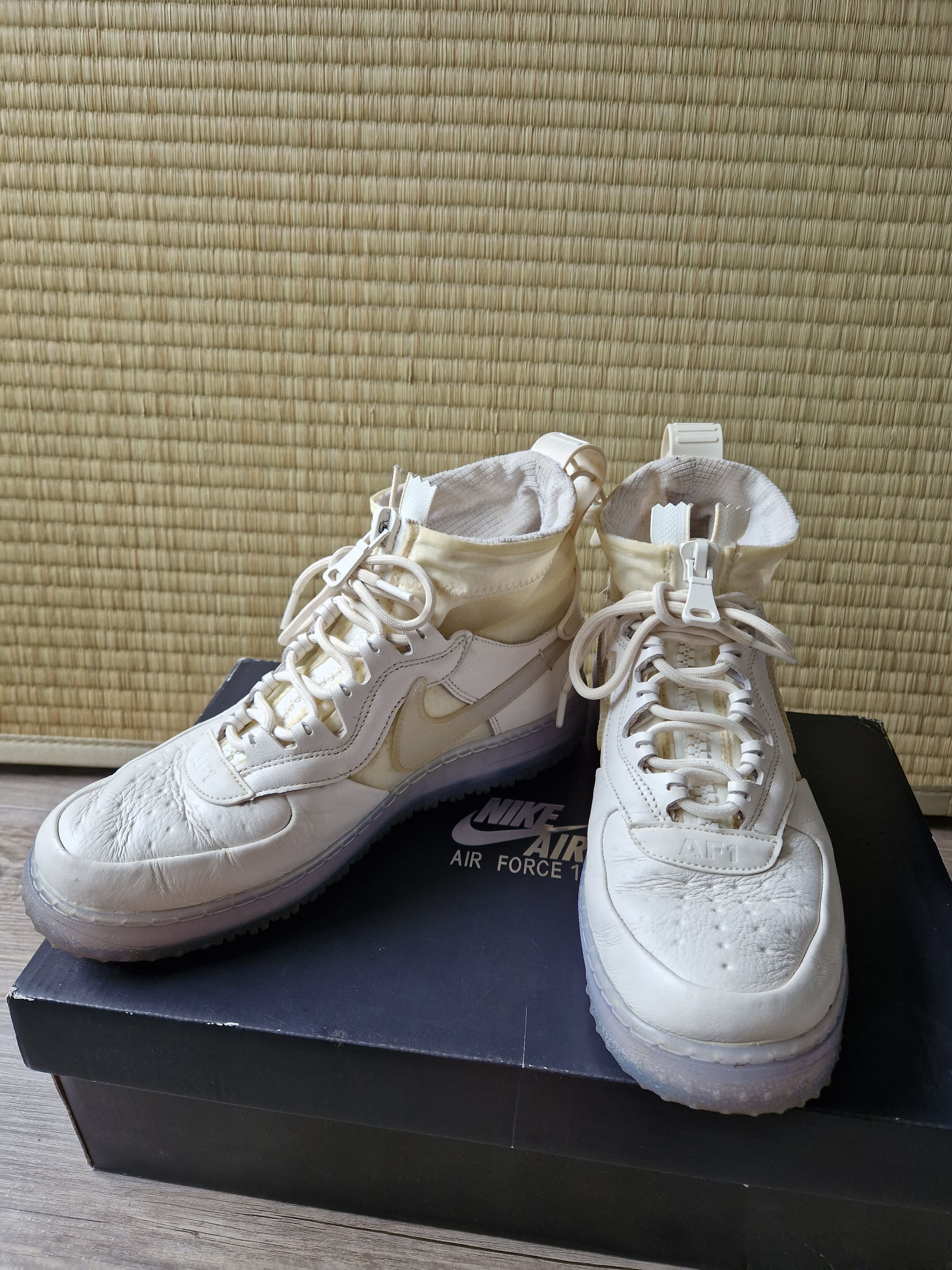Nike Nike - Air Force 1 Gore-tex High Winter GTX Phantom White Size US 8 / EU 41 - 2 Thumbnail