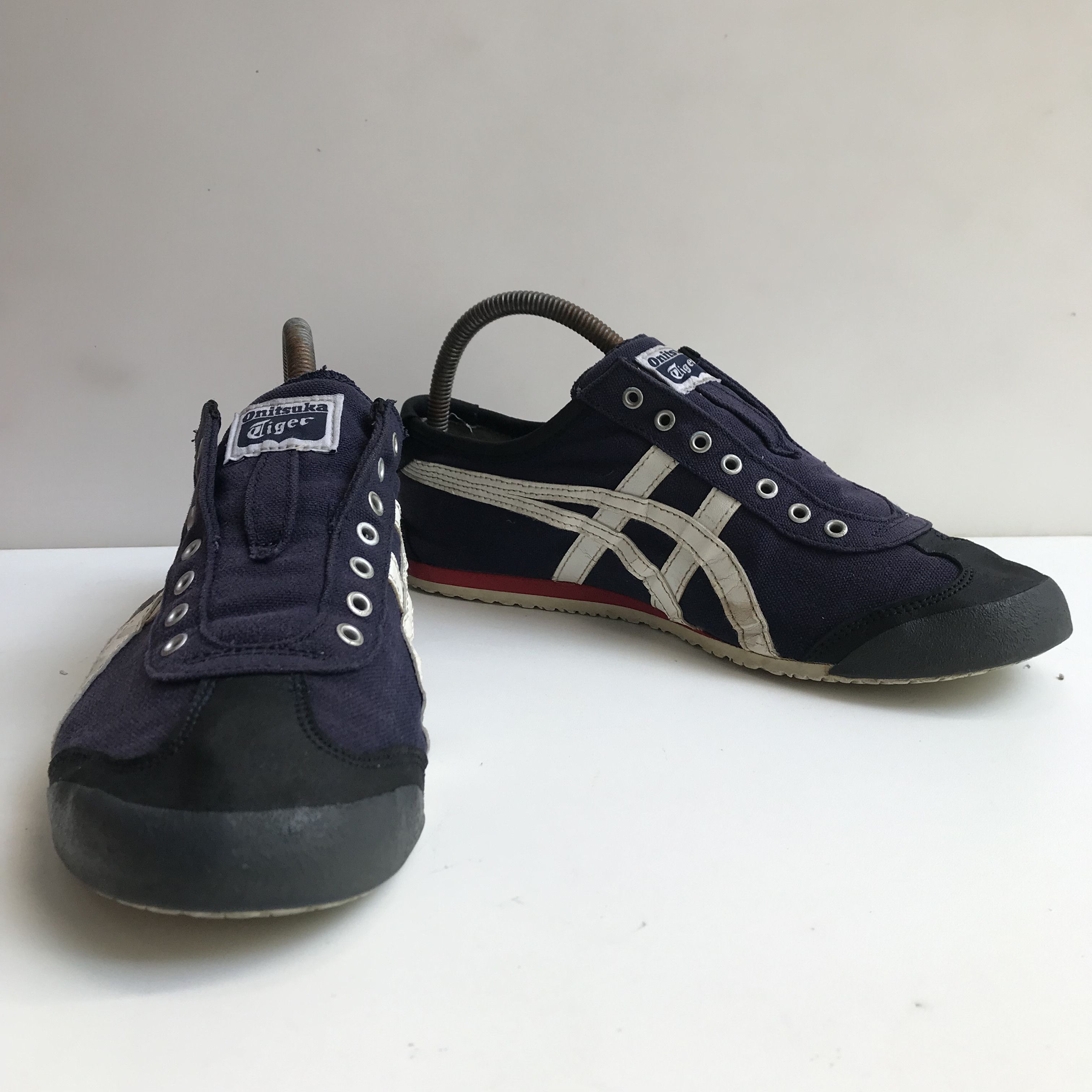 Onitsuka Tiger Onitsuka Tiger Navy Blue White line sneakers trainners Japan Size US 8.5 / EU 41-42 - 4 Thumbnail