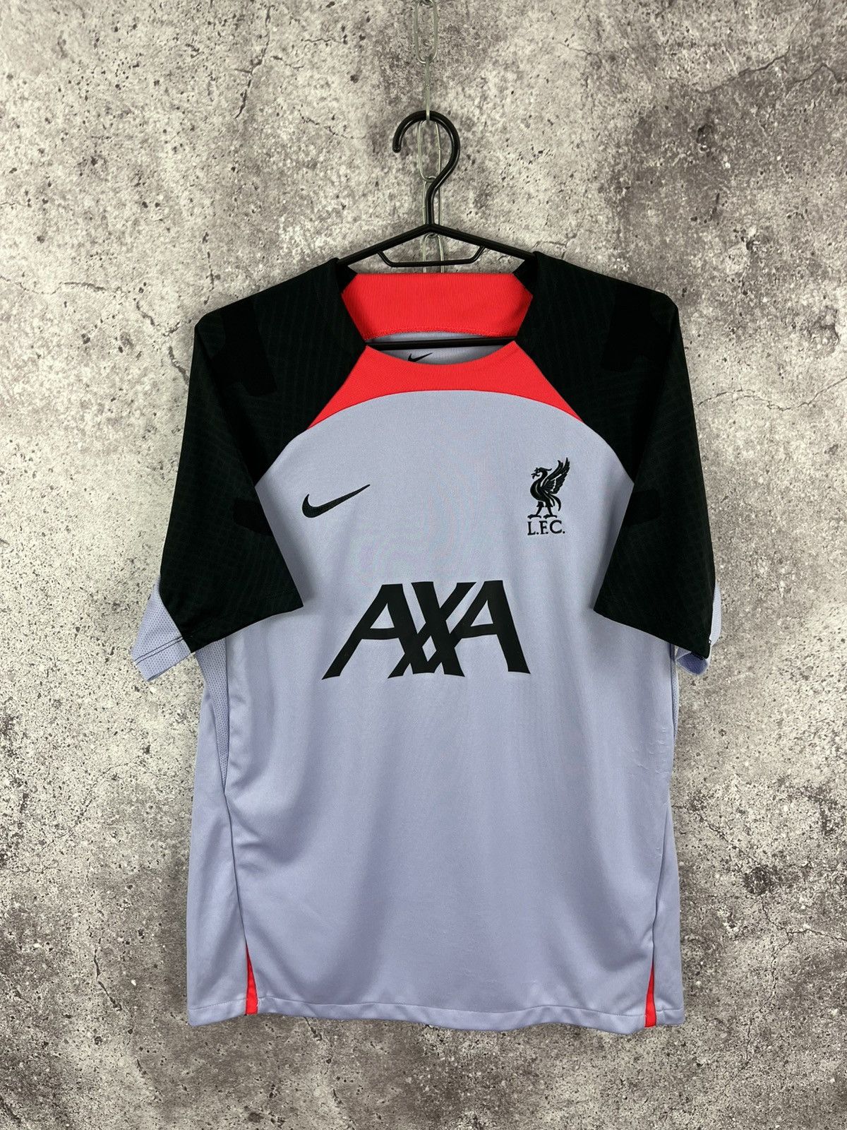 Nike Nike Liverpool 2022/23 Training Soccer Jersey Size L Size US L / EU 52-54 / 3 - 1 Thumbnail
