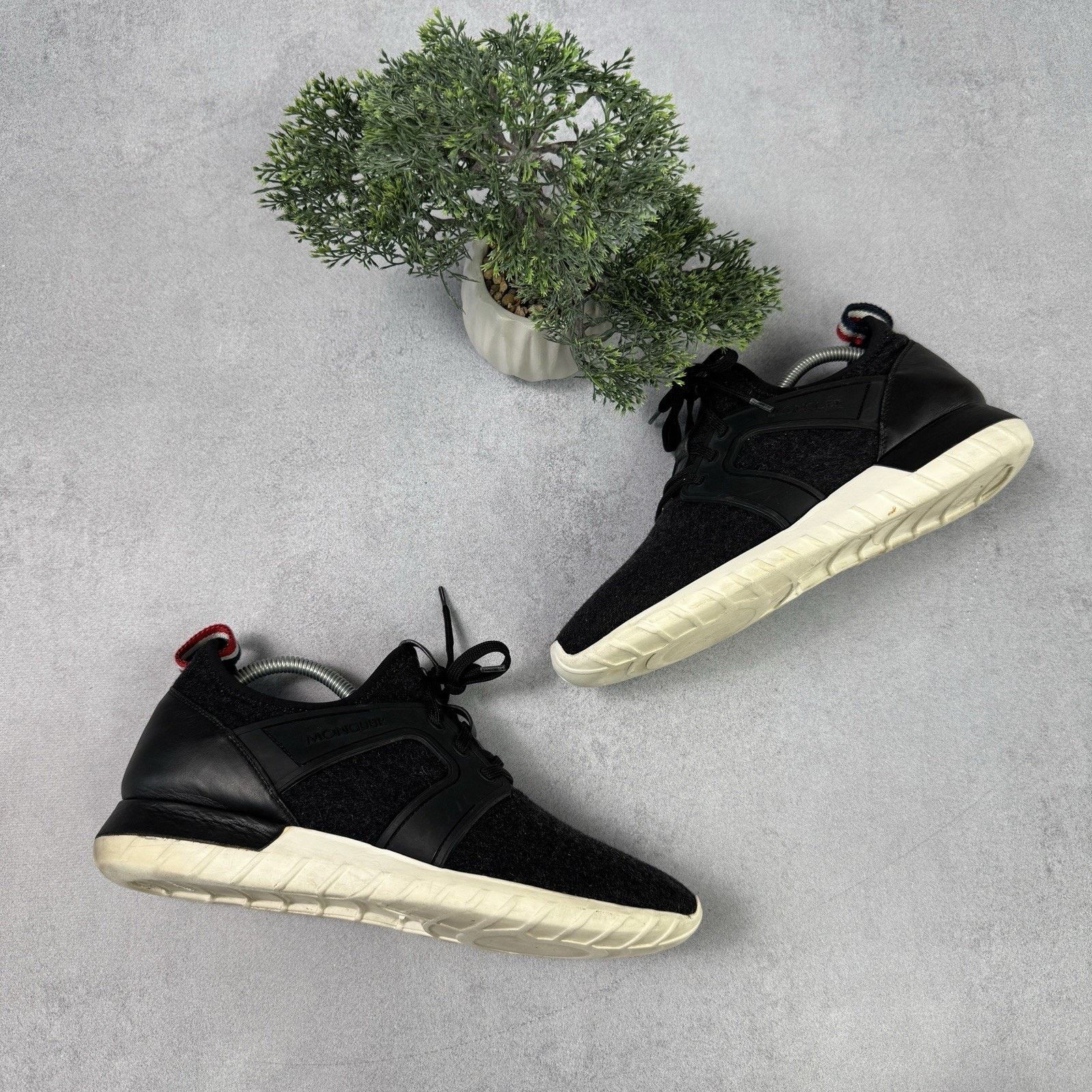 Moncler Moncler Emilien Low Top Trainers Sneakers Black 42 EUR; 9 US Size US 9 / EU 42 - 2 Thumbnail