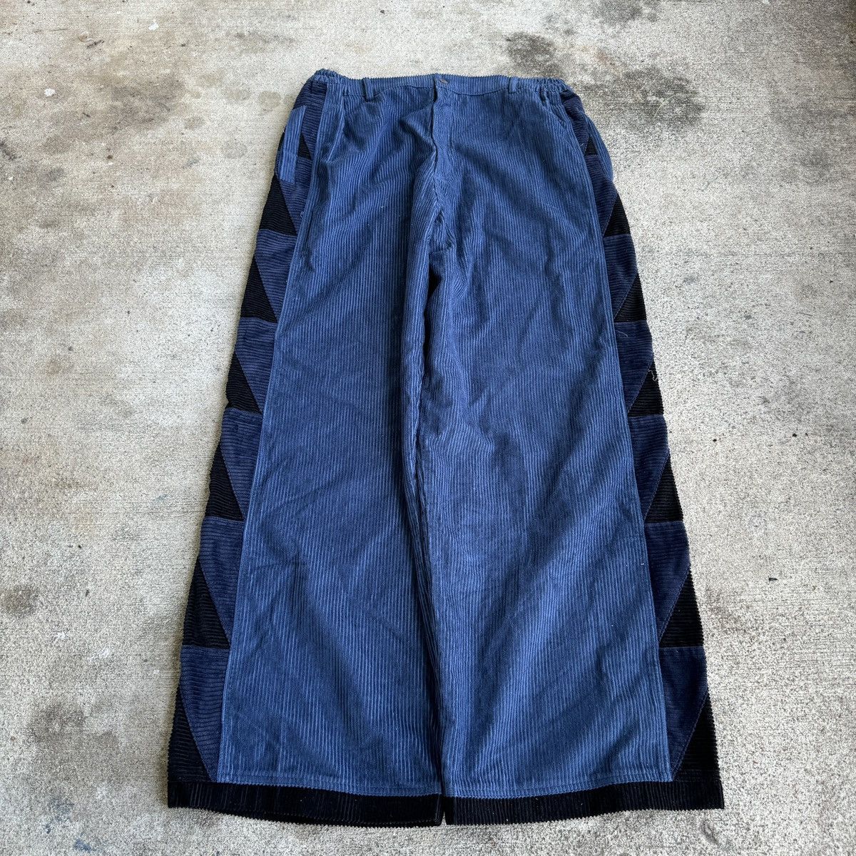 JNCO × Vintage Crazy Vintage 90s jumbo corduroy JNCO style baggy wide leg Size US 32 / EU 48 - 5 Thumbnail