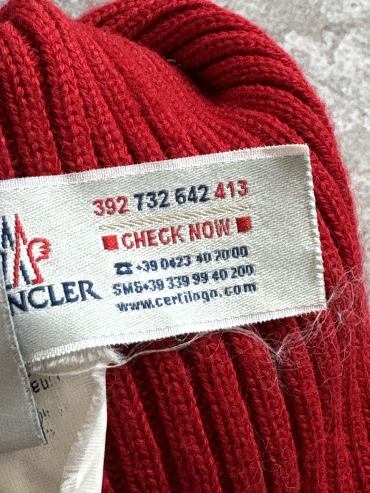 Moncler Moncler wool red beanie perfect condition Size ONE SIZE - 4 Thumbnail
