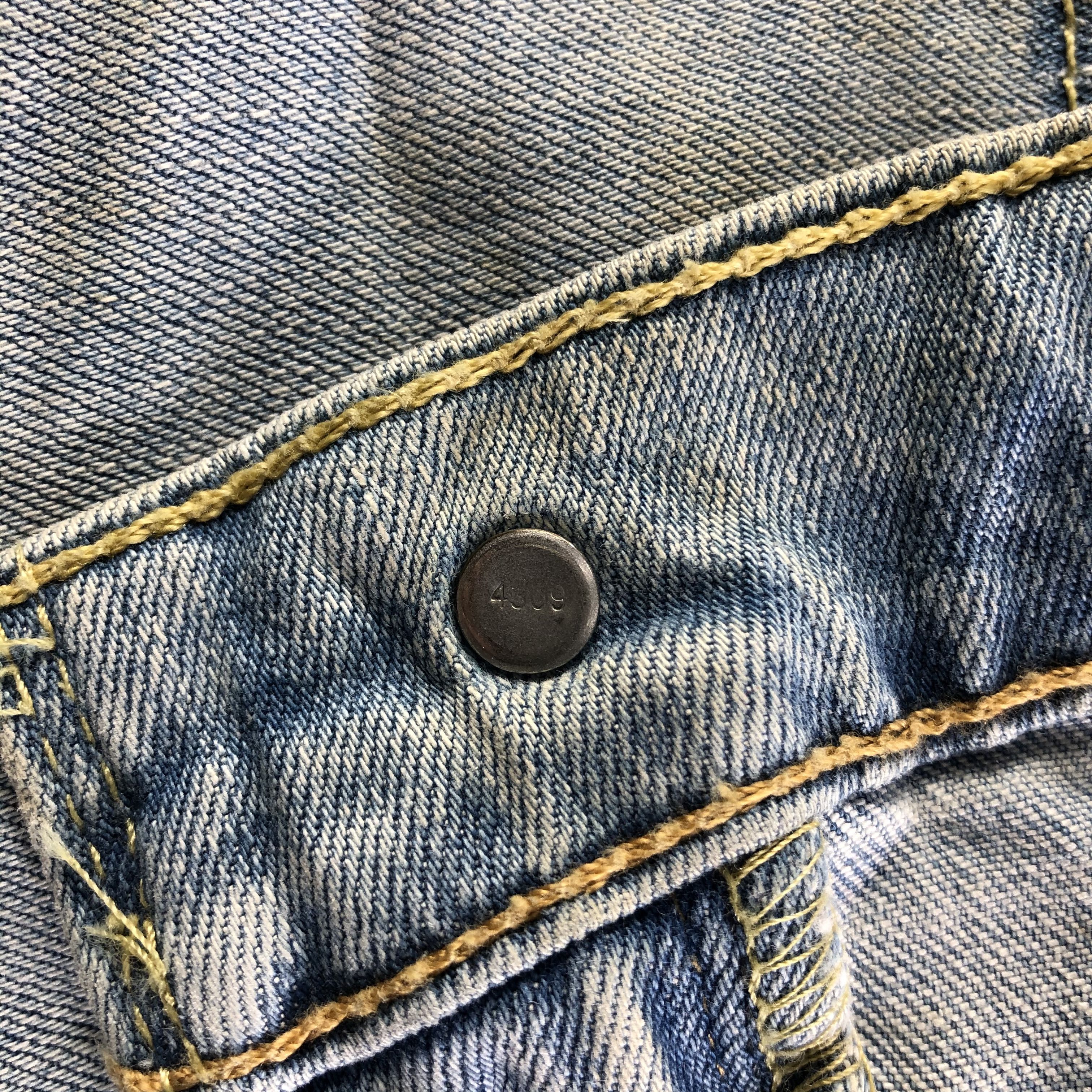 Levi's Vintage Light Wash Levis 502 Jeans-J4173 Size US 35 - 9 Thumbnail