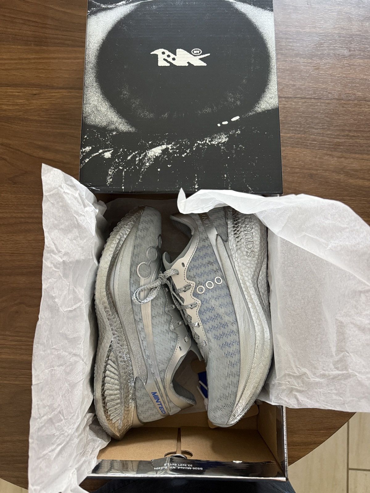 Minted New York × Saucony Minted New York Saucony Endorphin Pro 5 Size US 9 / EU 42 - 2 Thumbnail