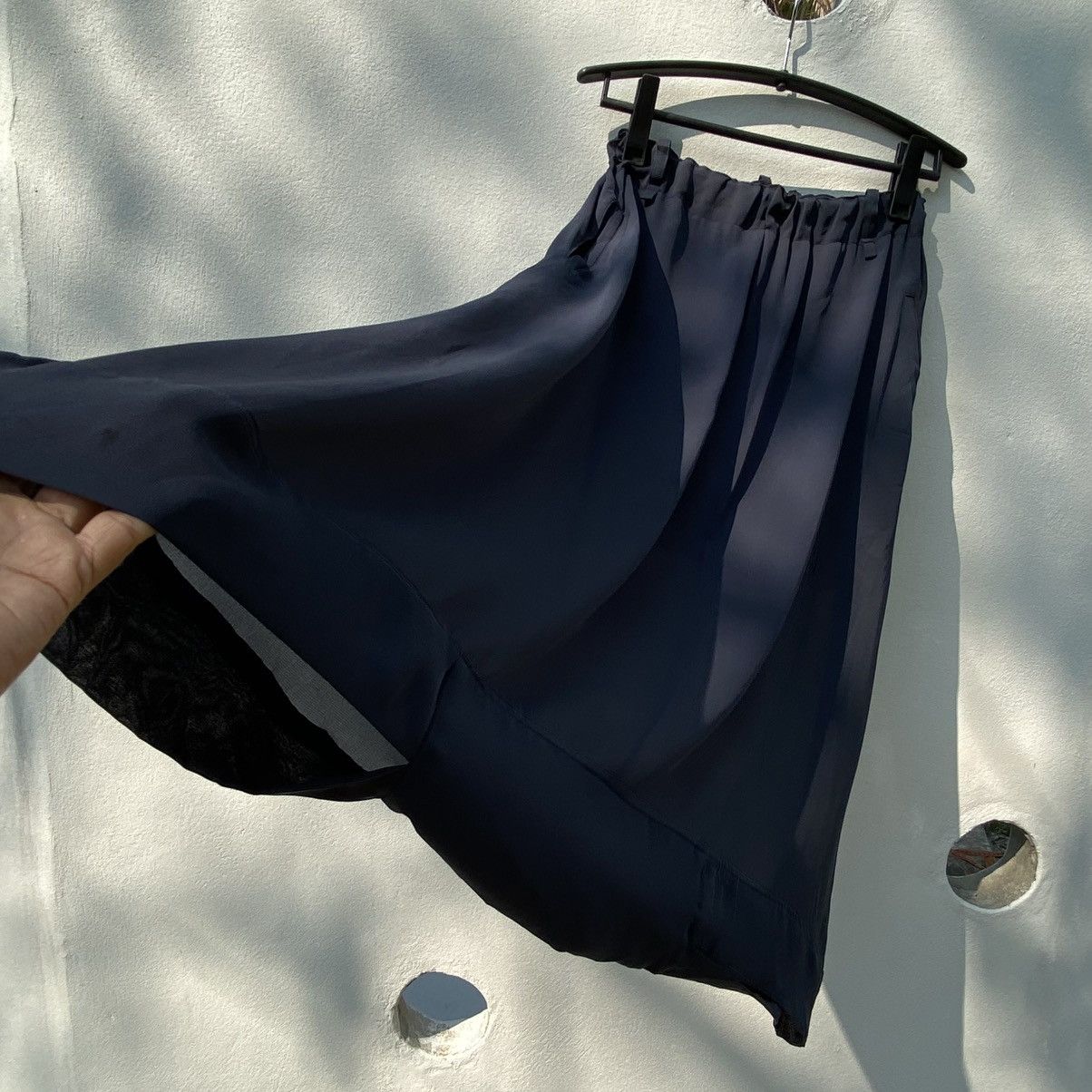 Issey Miyake ISSEY MIYAKE Dark Gray Chiffon Skort with Smocked Waist Size 27" / US 4 / IT 40 - 24 Thumbnail