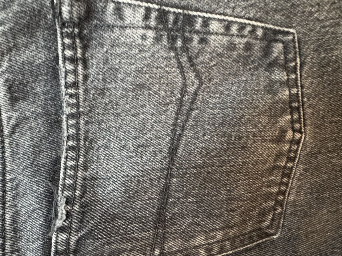 Balenciaga Balenciaga lost tape jeans Size US 30 / EU 46 - 13 Thumbnail
