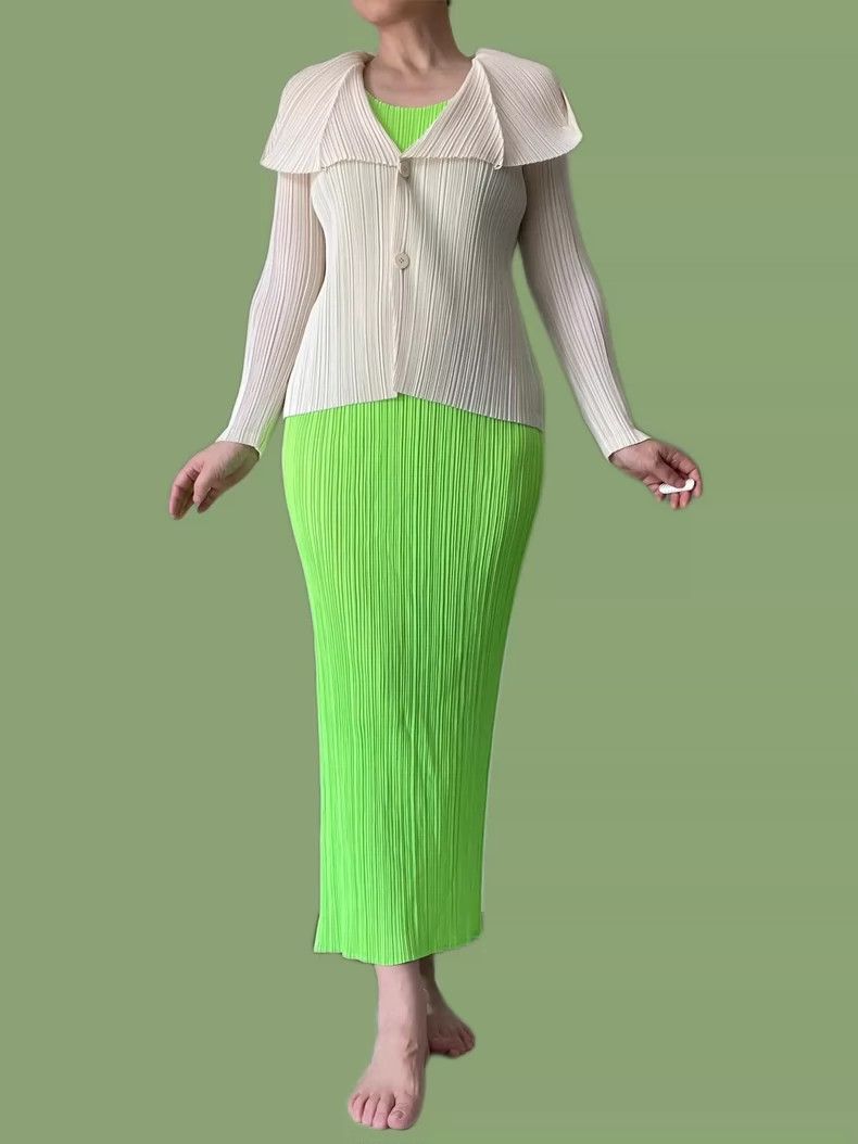 Issey Miyake Issey Miyake size:3 Fluorescent green pleated dress Size XS / US 0-2 / IT 36-38 - 6 Thumbnail