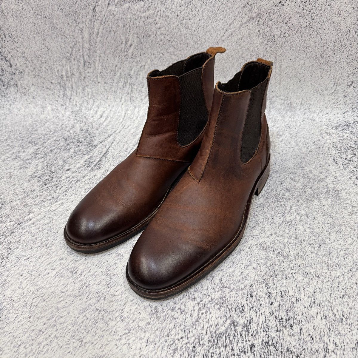 Wolverine Wolverine 1000Mile Chelsea Boots W05452 US9D UK8 EU42 Size US 9 / EU 42 - 2 Thumbnail