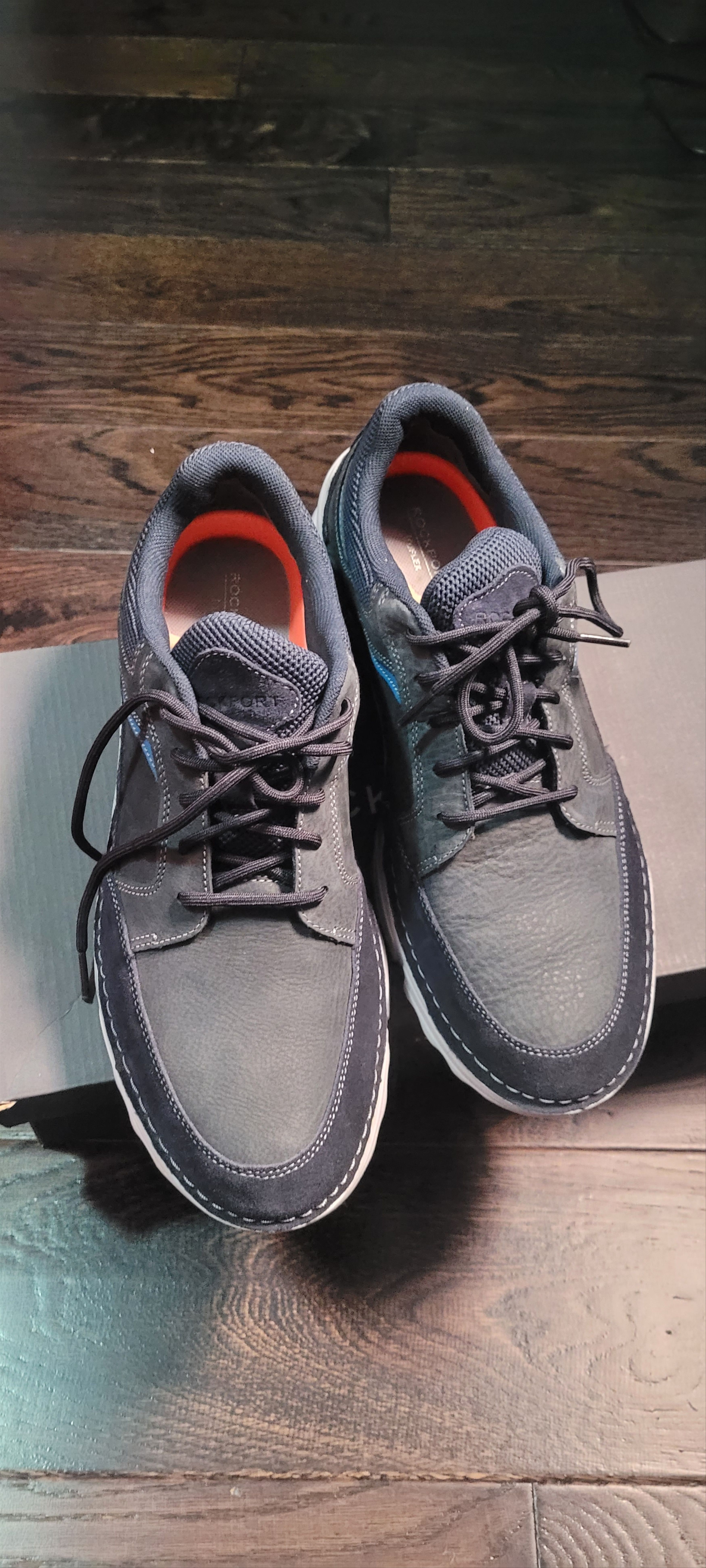 Rockport *NEW** Rockport Men's Blue Sneakers size 12m Size US 12 / EU 45 - 6 Thumbnail