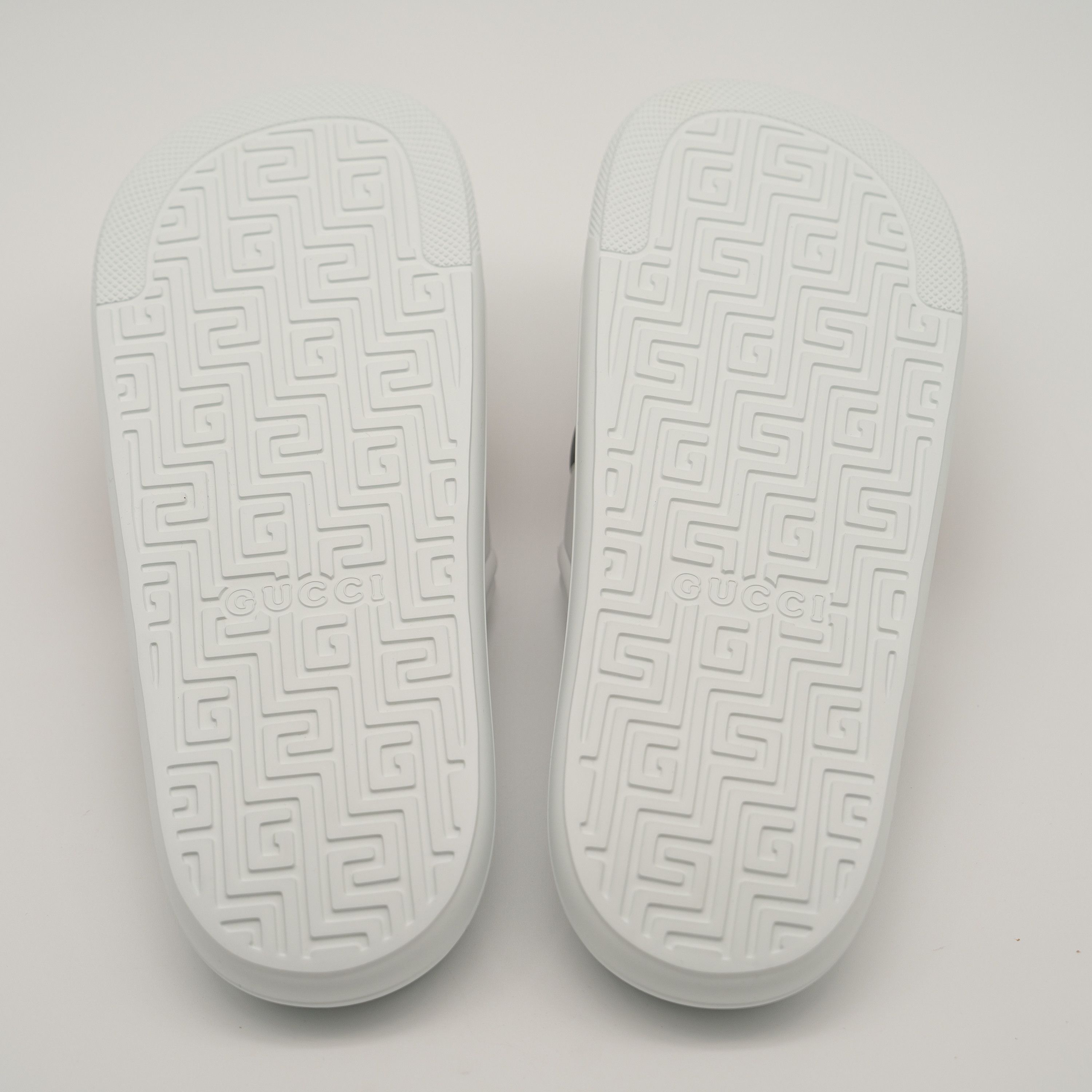 Gucci 8G 8.5 us Gucci Web Slides Sandals White Green Red Rubber Size US 8.5 / EU 41-42 - 6 Thumbnail