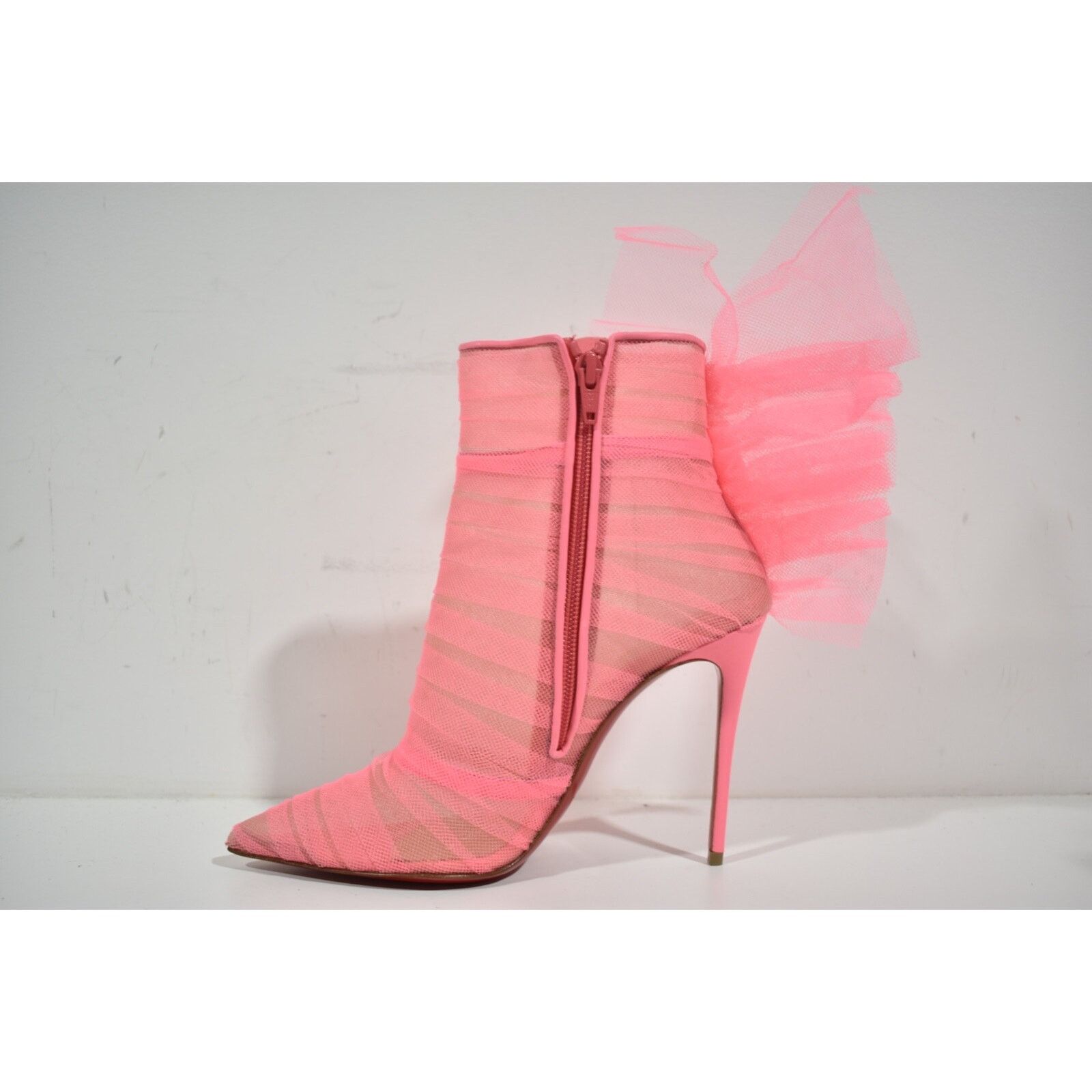 Christian Louboutin Christian Louboutin Libellibooty 100 Pink Mesh Tulle Ankle Size US 7 / IT 37 - 8 Thumbnail