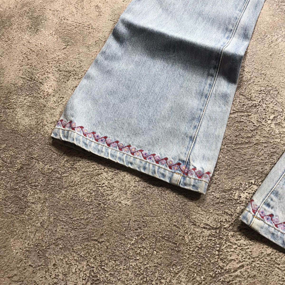 Vintage Vintage 90s Japan Distressed Flared Low Rise Jeans Y2K 29 Size 29" - 3 Thumbnail