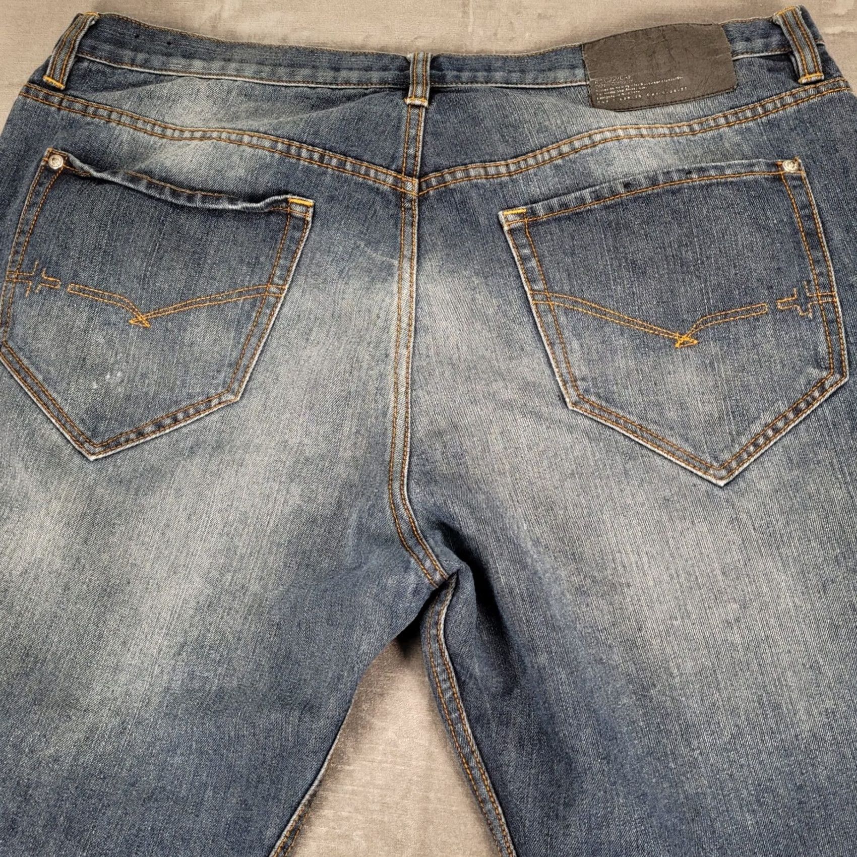 Rocawear Rocawear Mens Jeans Relaxed Fit Blue Wash Denim 42x32 Size US 38 / EU 54 - 7 Thumbnail