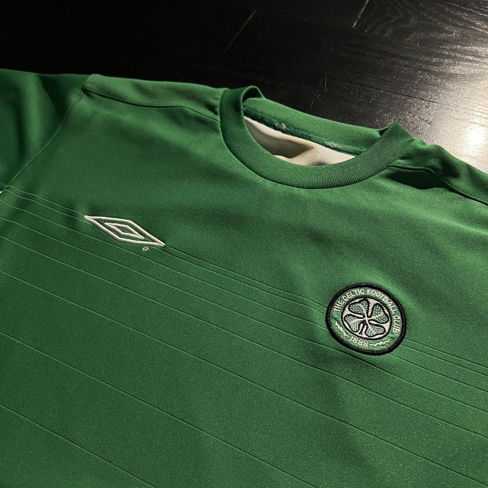 Umbro Vintage Umbro Green Celtic Football Jersey w/ Number 25 Size US L / EU 52-54 / 3 - 3 Thumbnail