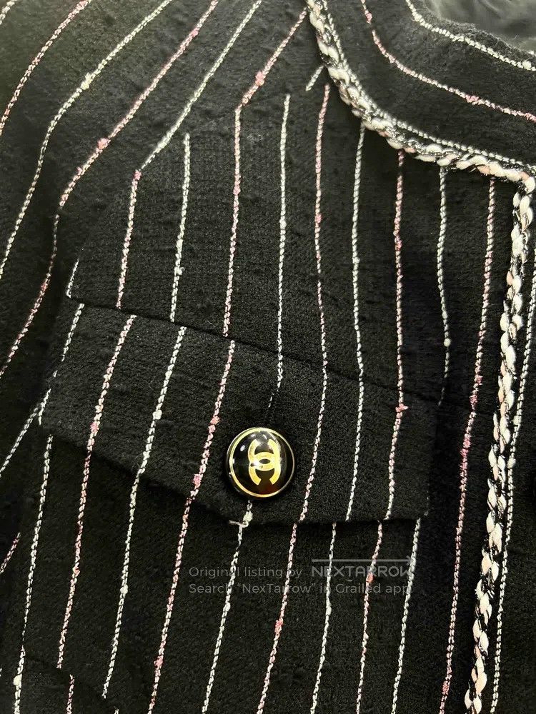 Chanel Chanel Black striped glitter round-neck two-pocket jacket Size S / US 4 / IT 40 - 4 Thumbnail