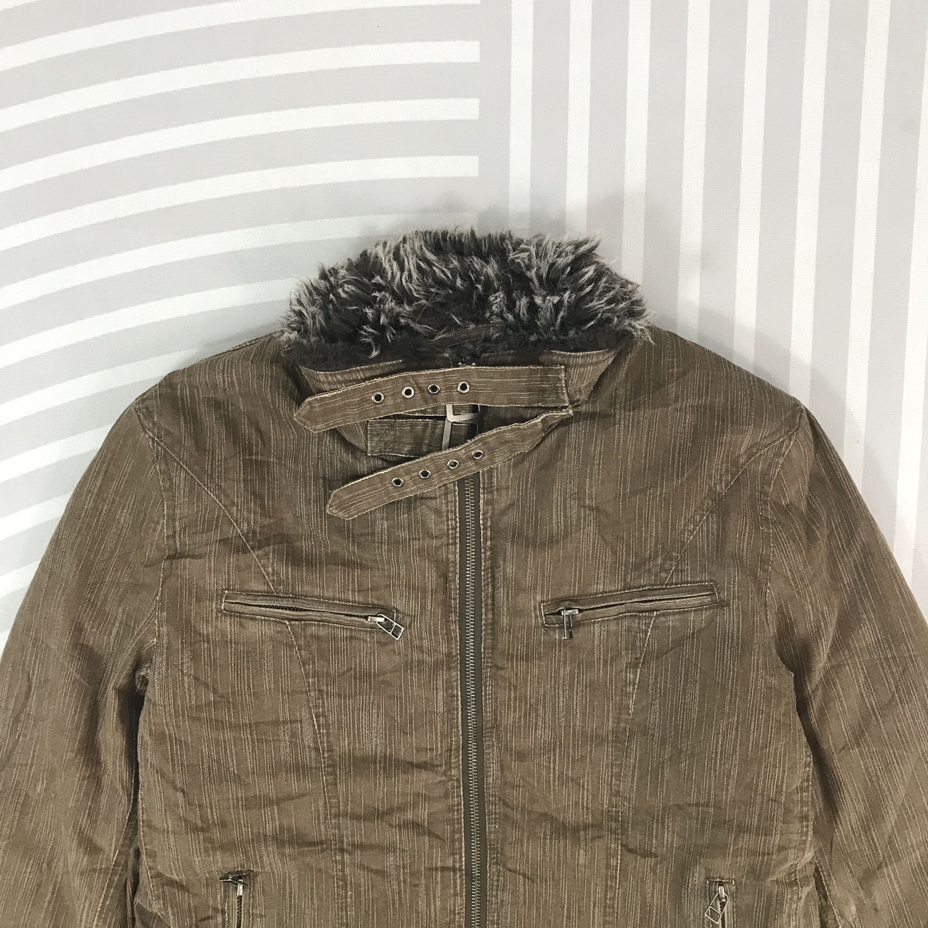 Mossimo Vintage Mossimo bondage Fur Jacket Size US L / EU 52-54 / 3 - 2 Thumbnail