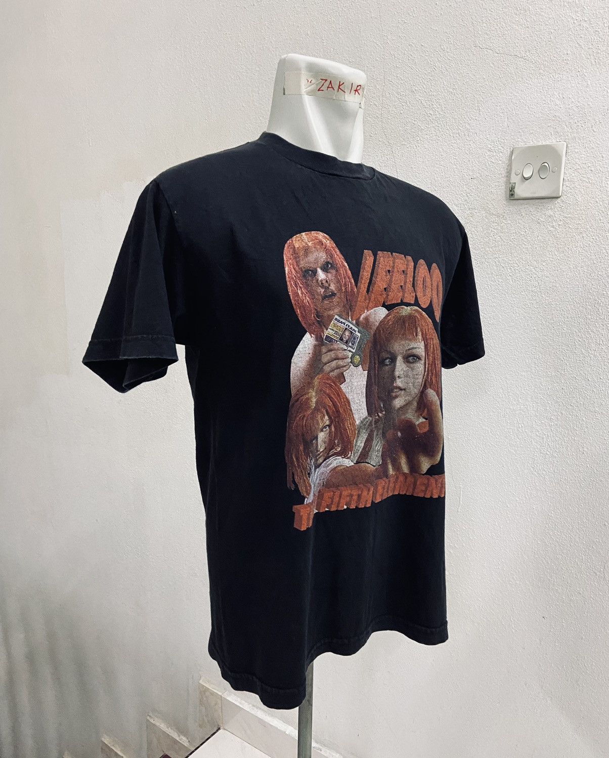 Other LEELO : FIFTH ELEMENT MOVIE PROMO TEE Size US M / EU 48-50 / 2 - 4 Thumbnail