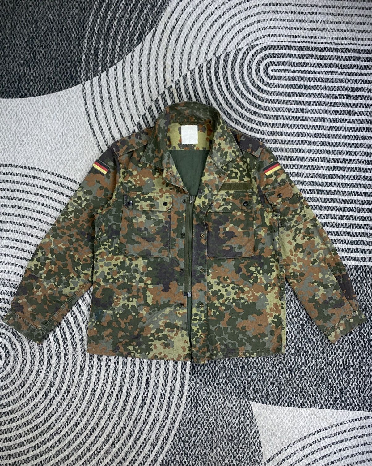 Vintage Vintage German Army Flecktarn Field Camouflage Jacket Size US M / EU 48-50 / 2 - 5 Thumbnail