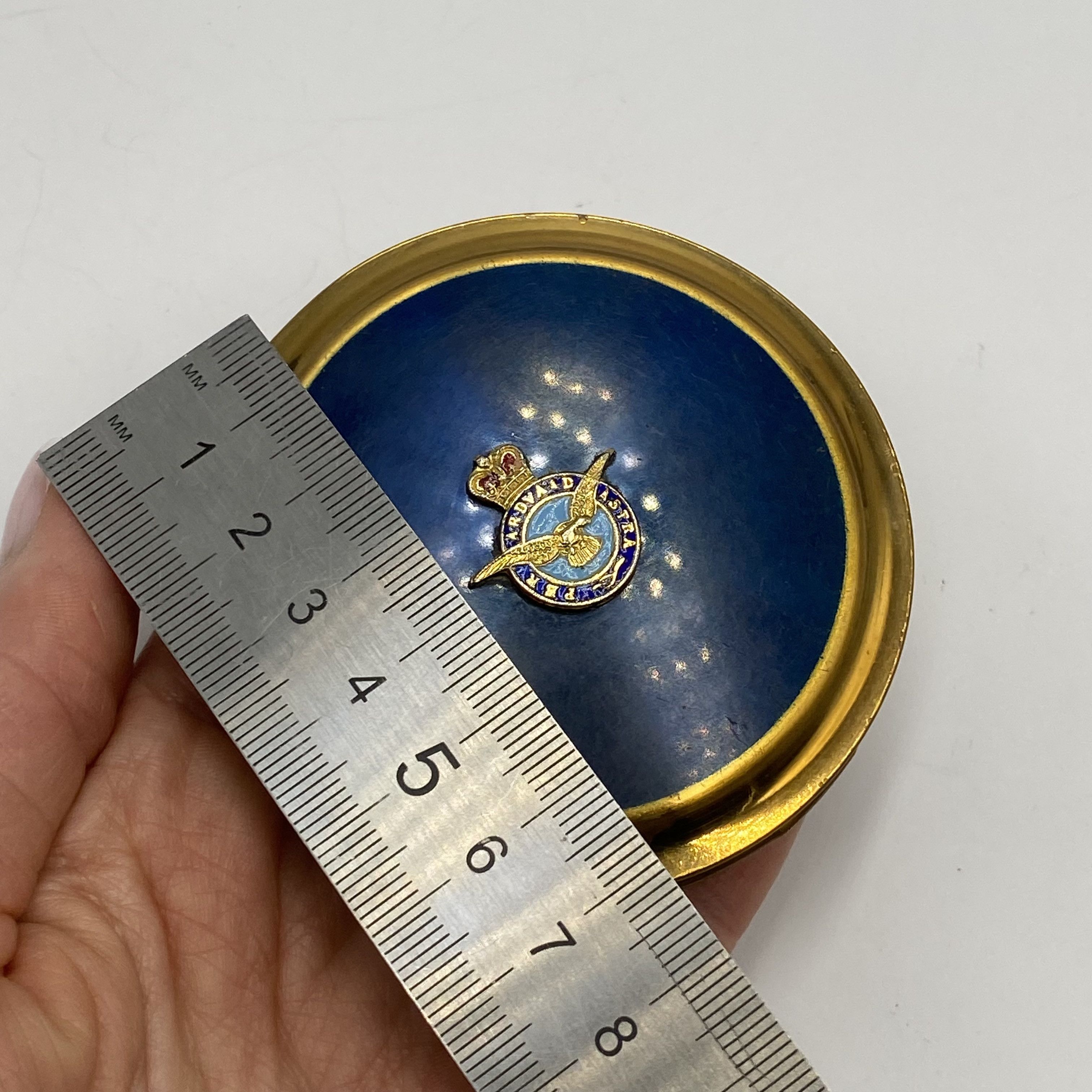 Vintage Vintage RAF Powder Compact Brass Enamel British Air Force Size ONE SIZE - 3 Thumbnail