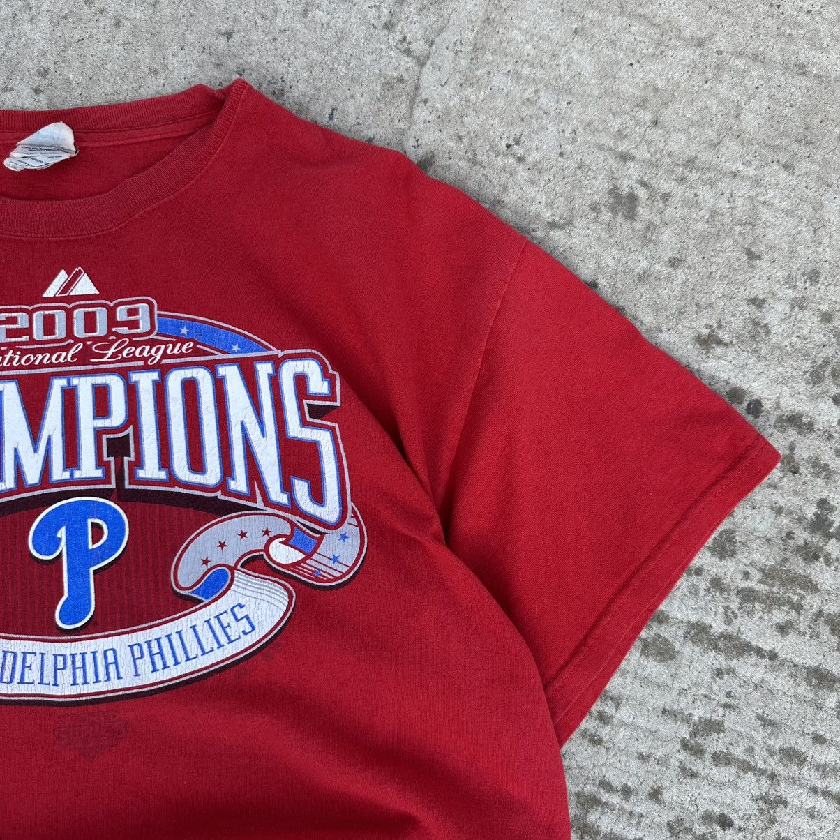 Raised by Champions Vintage Philadelphia Phillies T-shirts Champions 2009 Size US XL / EU 56 / 4 - 4 Thumbnail