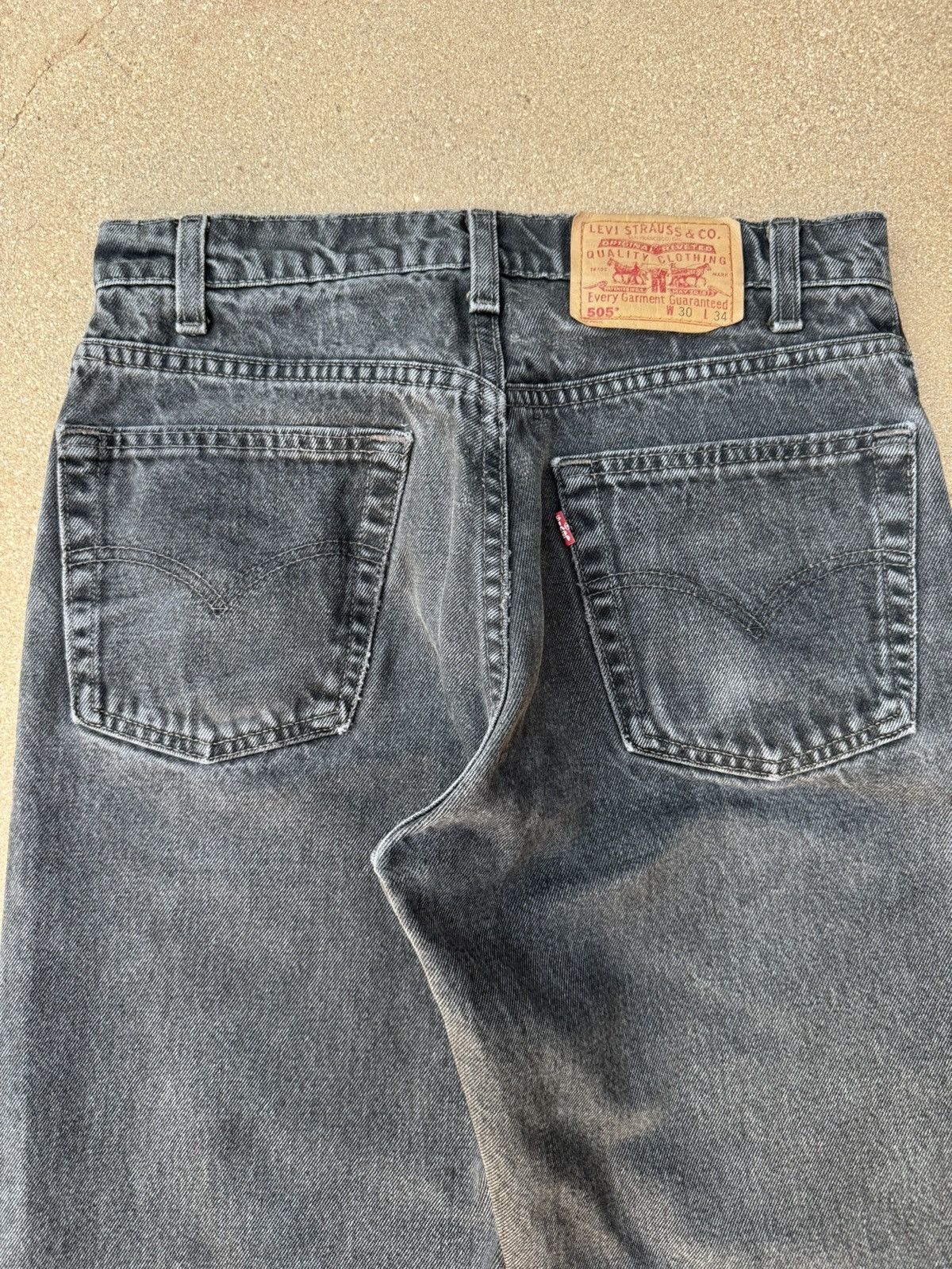 Levi's × Vintage Vtg 90’s Levi’s 505 Red Tab Straight Faded Black Jeans 30x32 Size US 30 / EU 46 - 7 Thumbnail