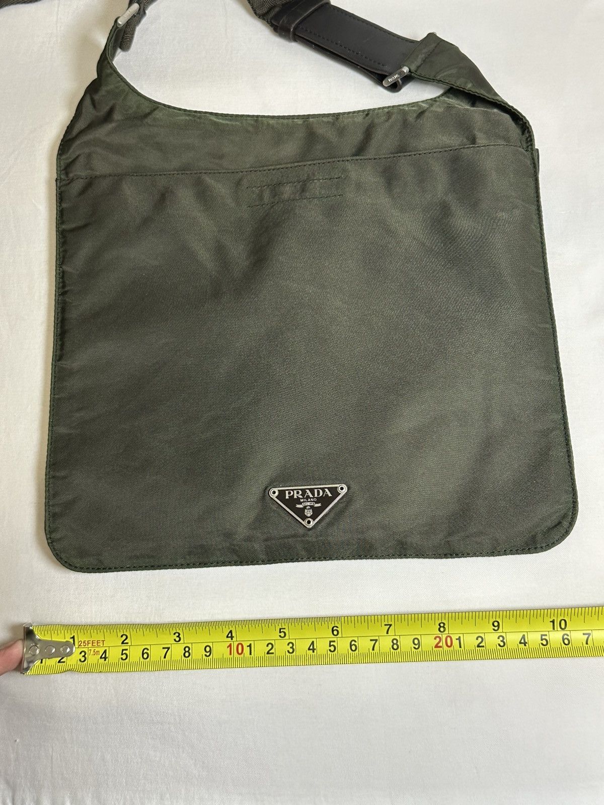 Prada Prada nylon side bag or similar crossbody bag. Size ONE SIZE - 14 Thumbnail