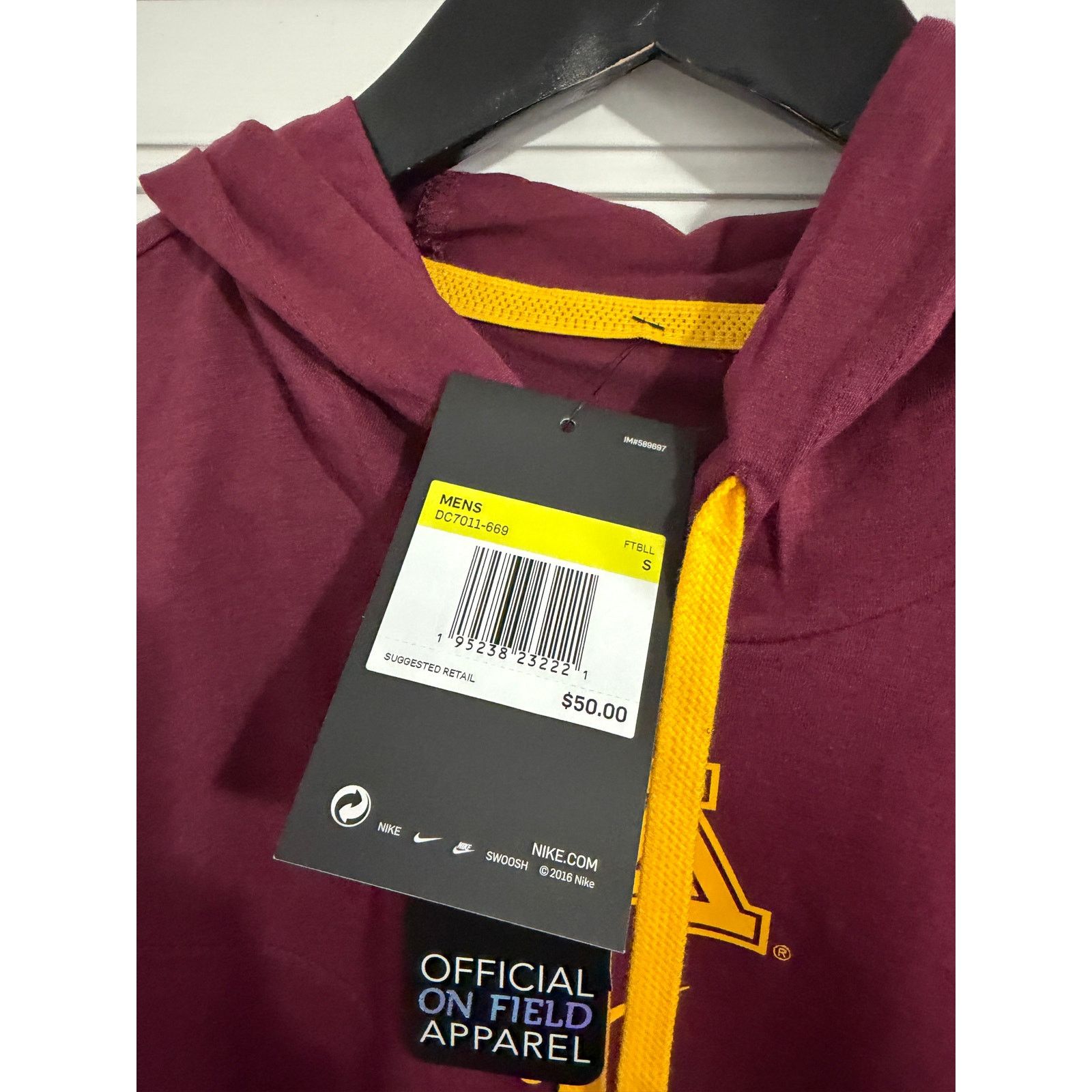 Nike NWT Minnesota Gophers Nike Long Sleeve Hooded Tee Men's Sz S Size US S / EU 44-46 / 1 - 5 Thumbnail