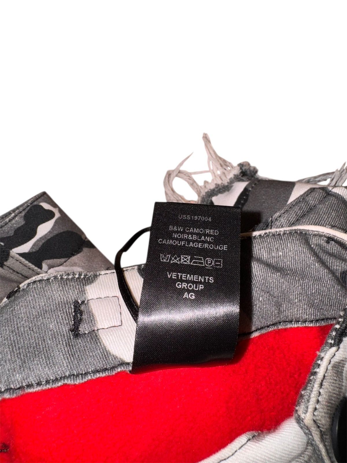 Vetements SS19 Hybrid Sweatpants Size US 30 / EU 46 - 8 Thumbnail