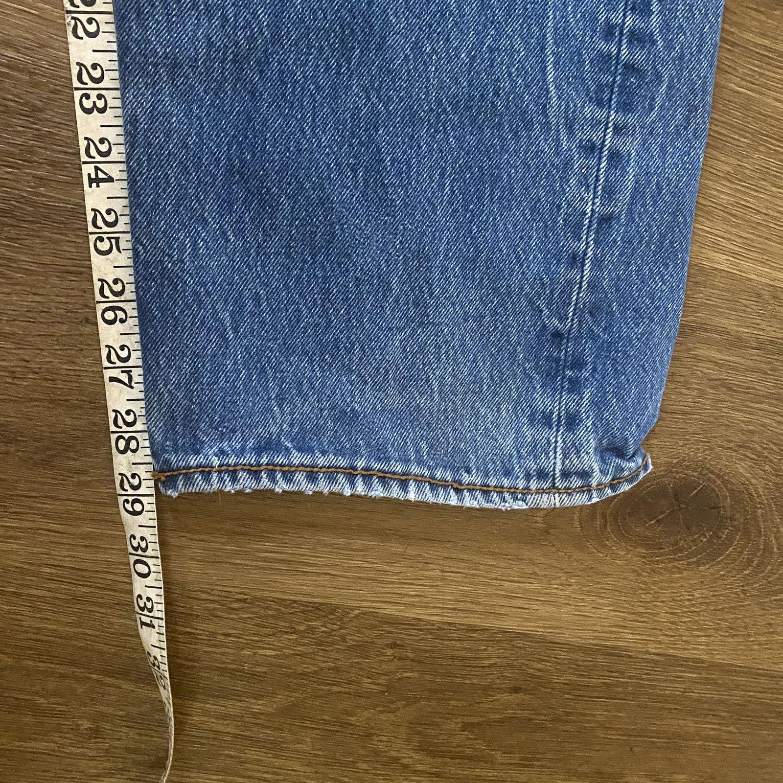 Levi's Worn and Loved Levi's 501 Mid Wash Jeans Size US 36 / EU 52 - 4 Thumbnail