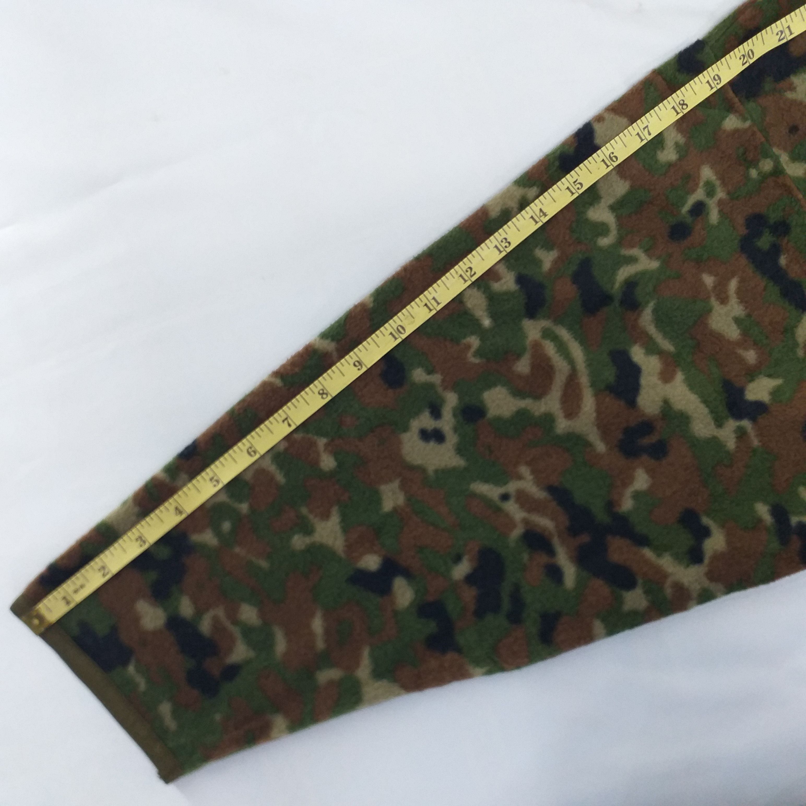 Japanese Brand Camo Fleece Jacket -J012 Size US L / EU 52-54 / 3 - 4 Thumbnail