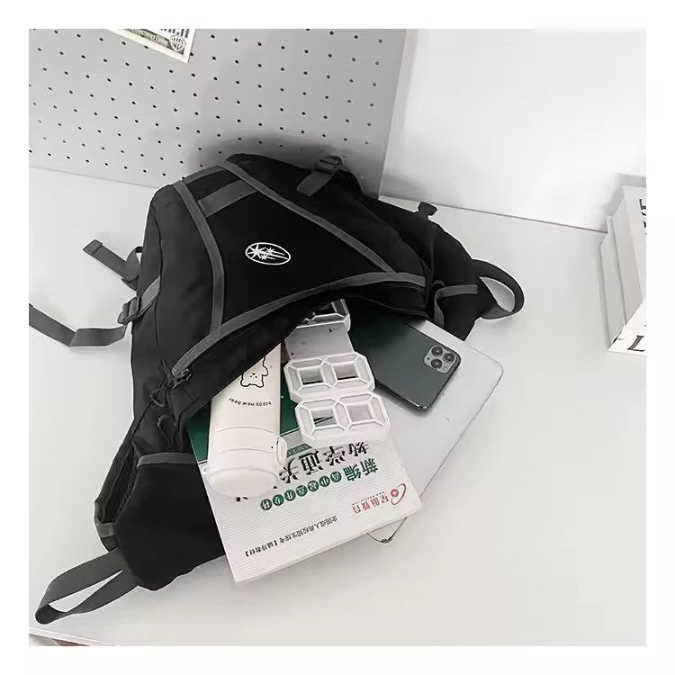 Vintage Streetwear Motorcycle Waterproof Crossbody Bag Backpack Size ONE SIZE - 10 Thumbnail