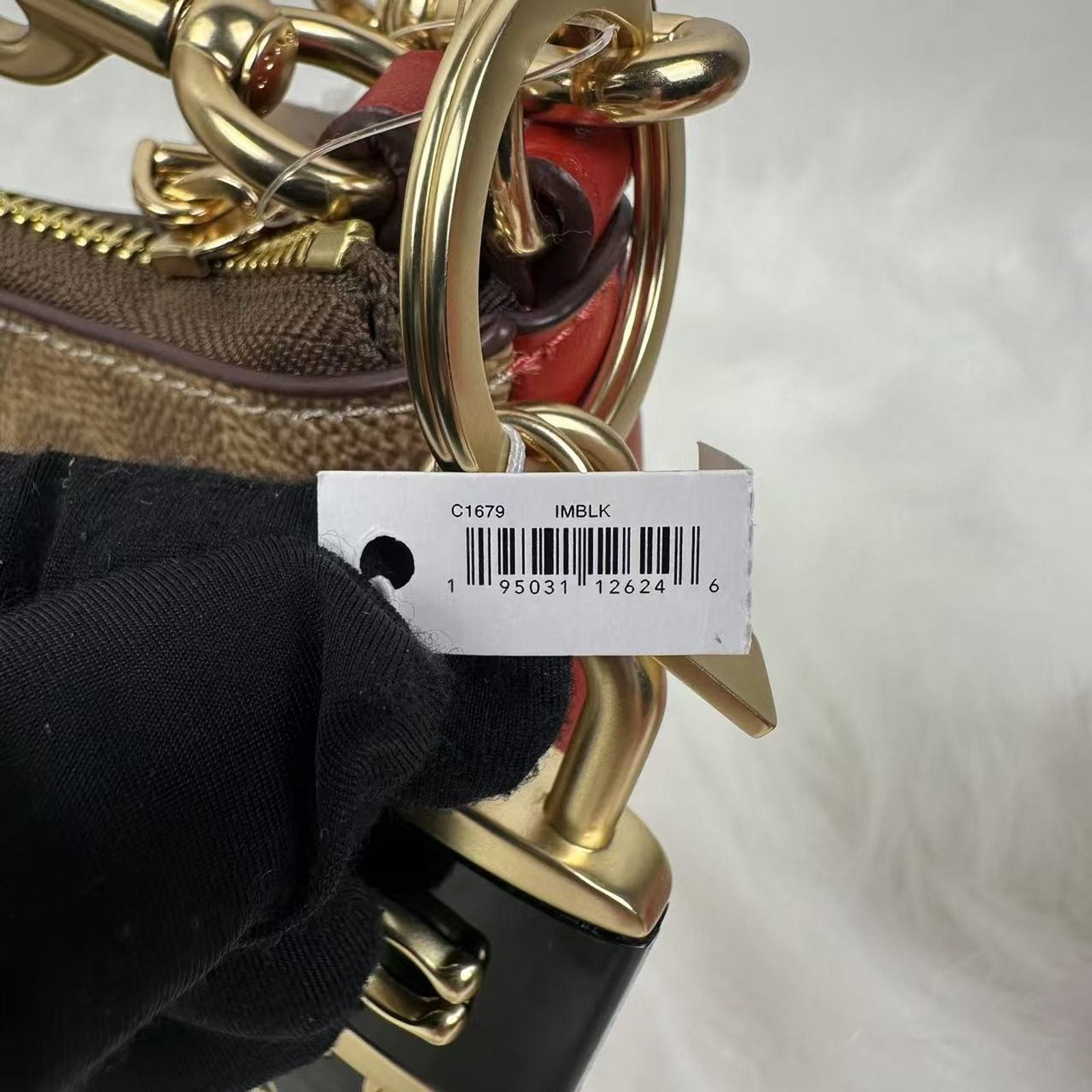 Coach Coach Lock And Key Bag Charm Key Ring Gold/Black NWT Size ONE SIZE - 5 Thumbnail