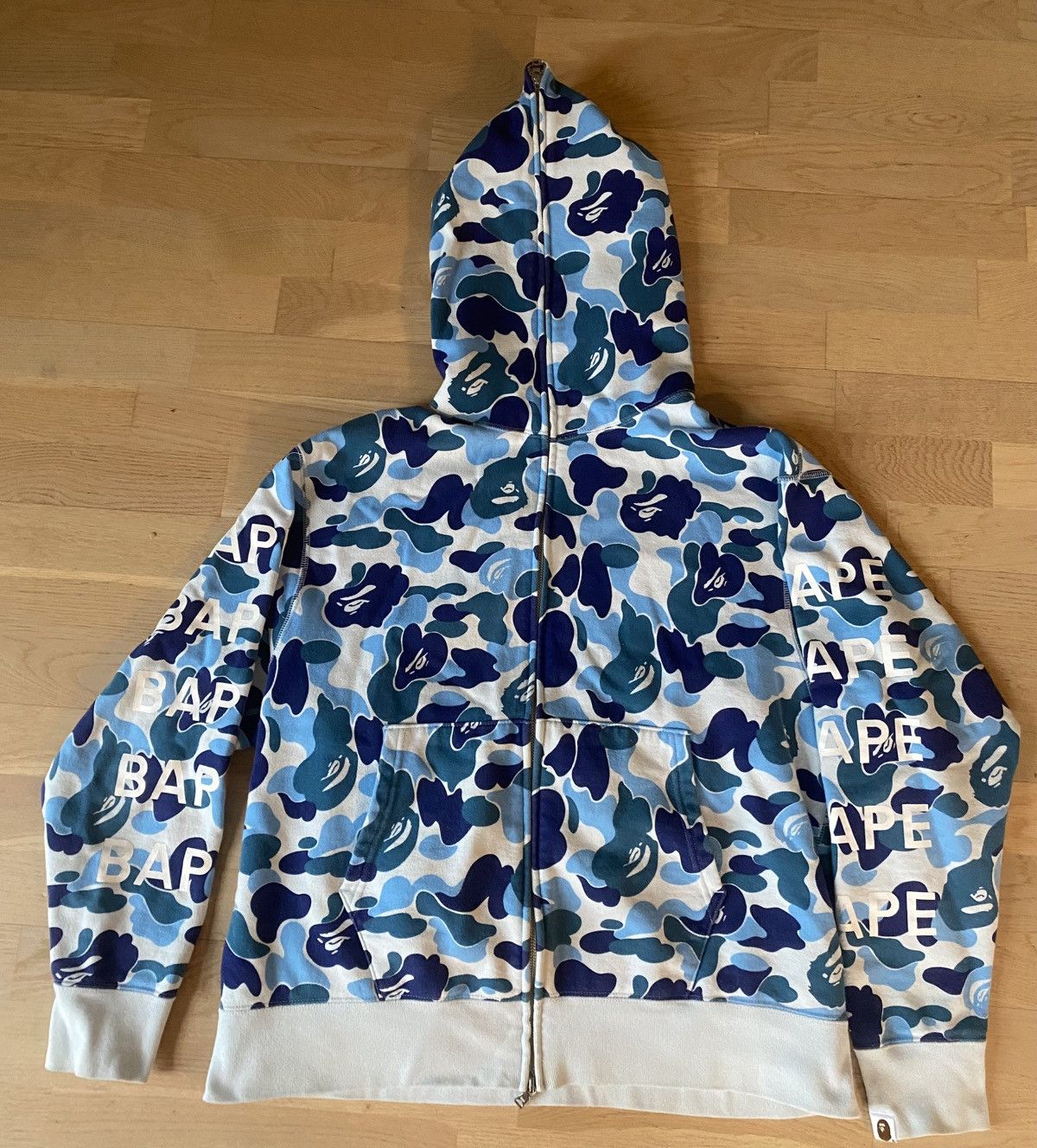 Bape Bape ABC Camo blue zip up hoodie Size US L / EU 52-54 / 3 - 1 Thumbnail