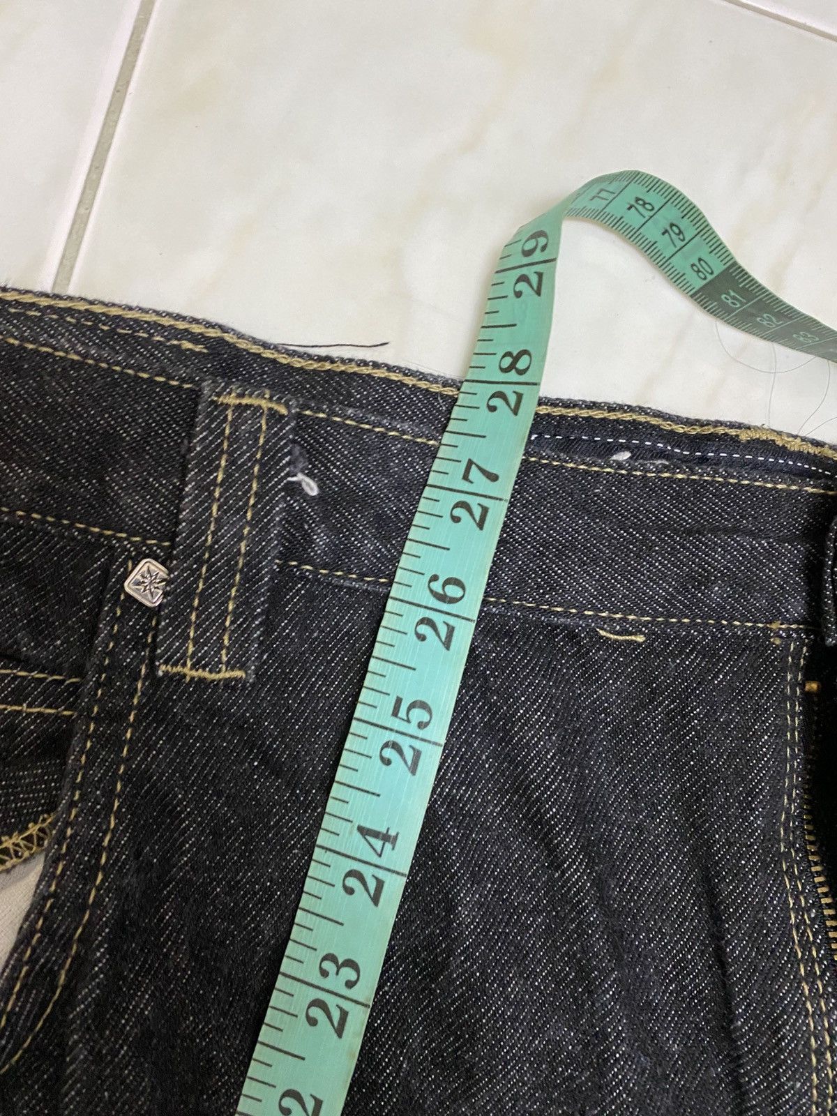 The Unbranded Brand Kno Better Jeans Short Pants Size US 44 / EU 60 - 7 Thumbnail