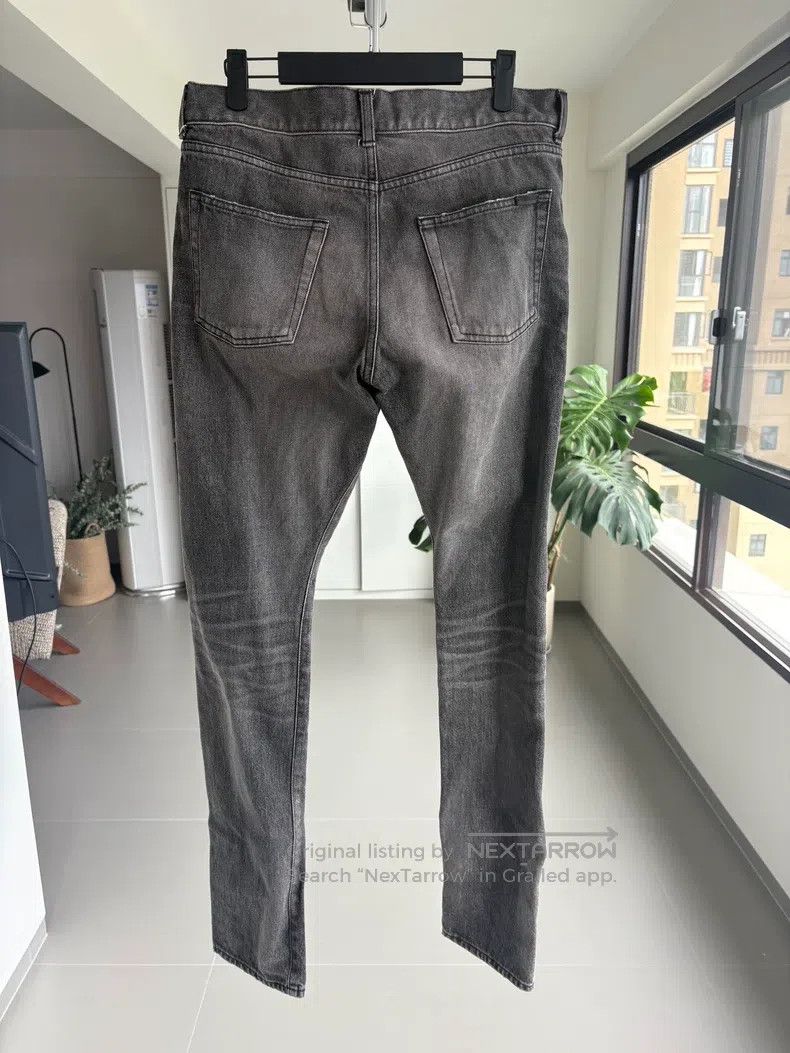 Saint Laurent Paris Saint Laurent Paris Denim Long Trousers Size US 30 / EU 46 - 2 Thumbnail