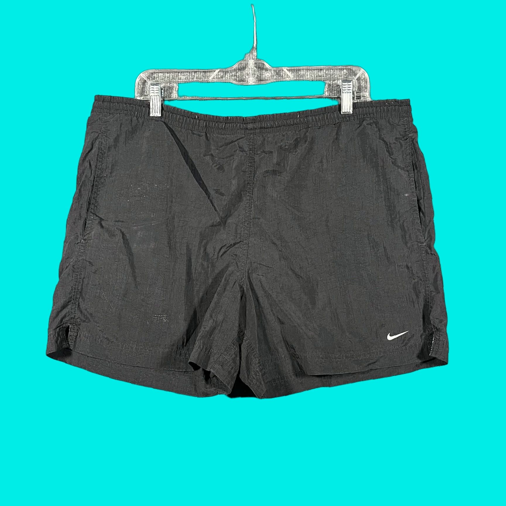 Nike VINTAGE Nike Swoosh Black Nylon Shorts XL 90s Y2K Basketball Activewear Men Size US 36 / EU 52 - 1 Thumbnail