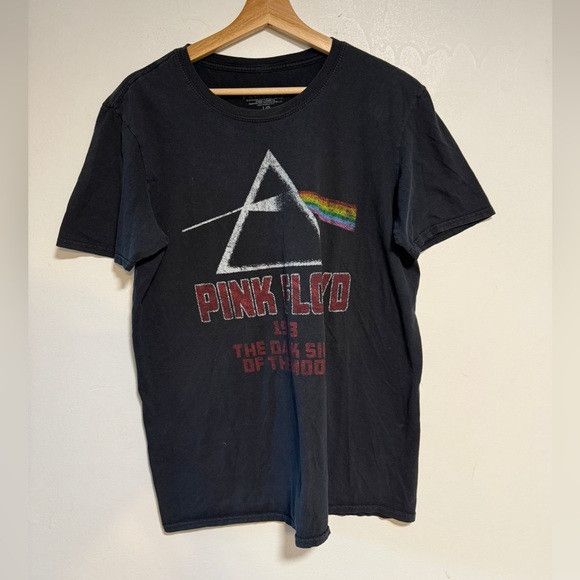 Pink Floyd Pink Floyd “Dark Side of the Moon” Band Tee Size L Size US L / EU 52-54 / 3 - 2 Thumbnail