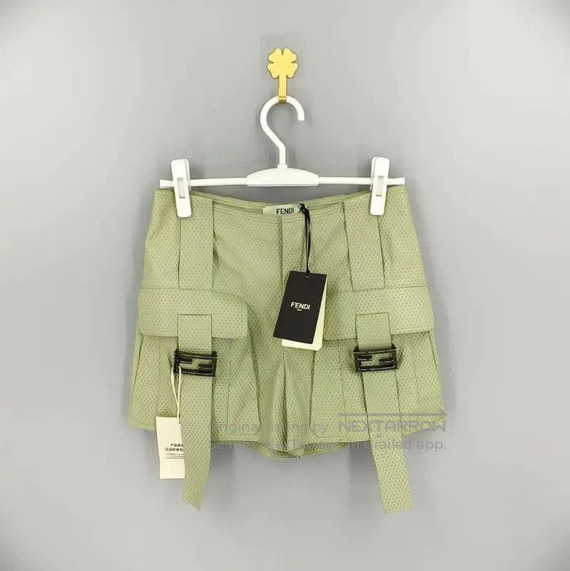 Fendi Fendi Green Women's Shorts, Size S . Size 23" - 1 Thumbnail