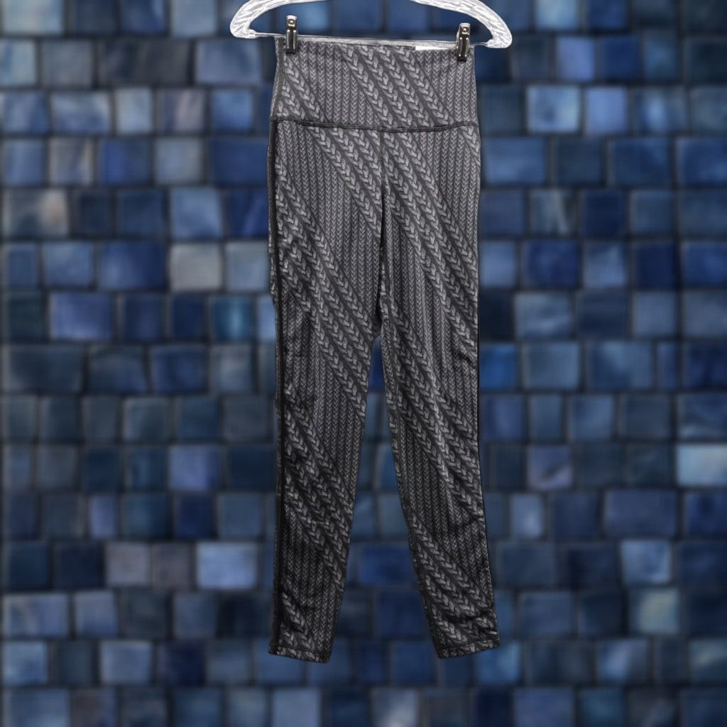 Vintage Aerie Leggings Knit Print Chill. Play. Move. Size S Gray NWT Activewear Women Ankle High Waisted Stretch, Breathable Gym & Training Size 28" / US 6 / IT 42 - 1 Thumbnail